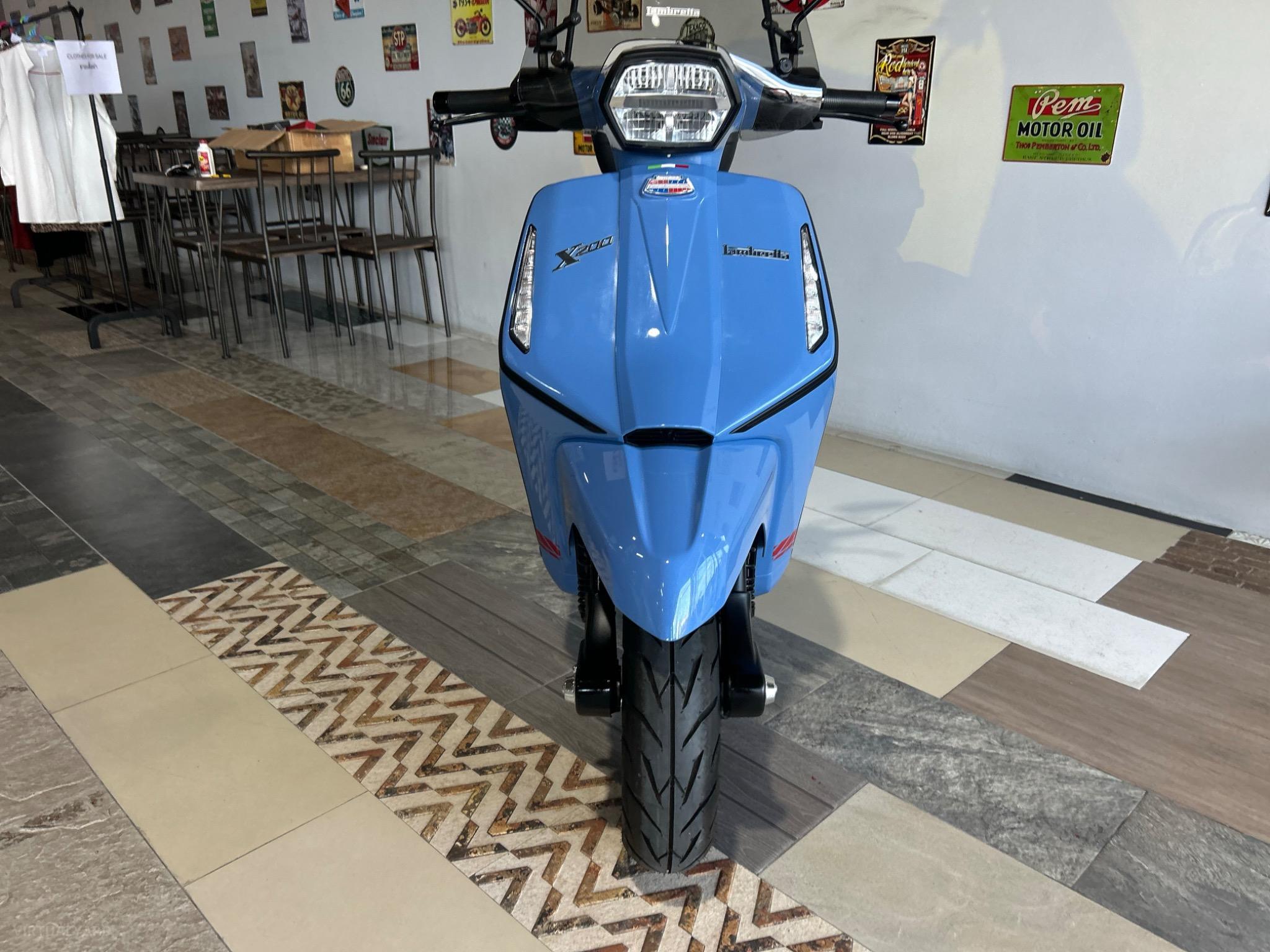 LAMBRETTA X200