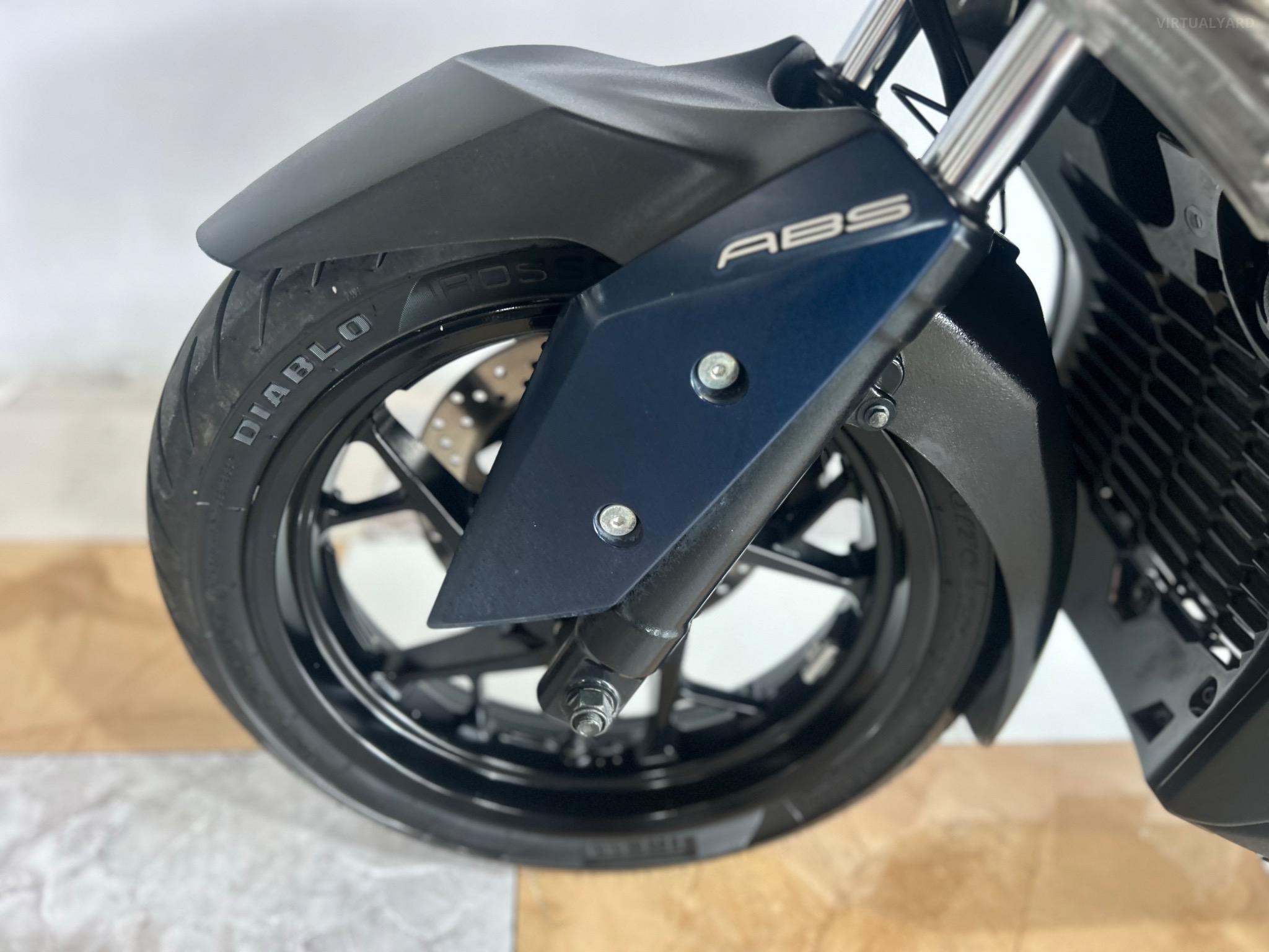 YAMAHA X-MAX 300