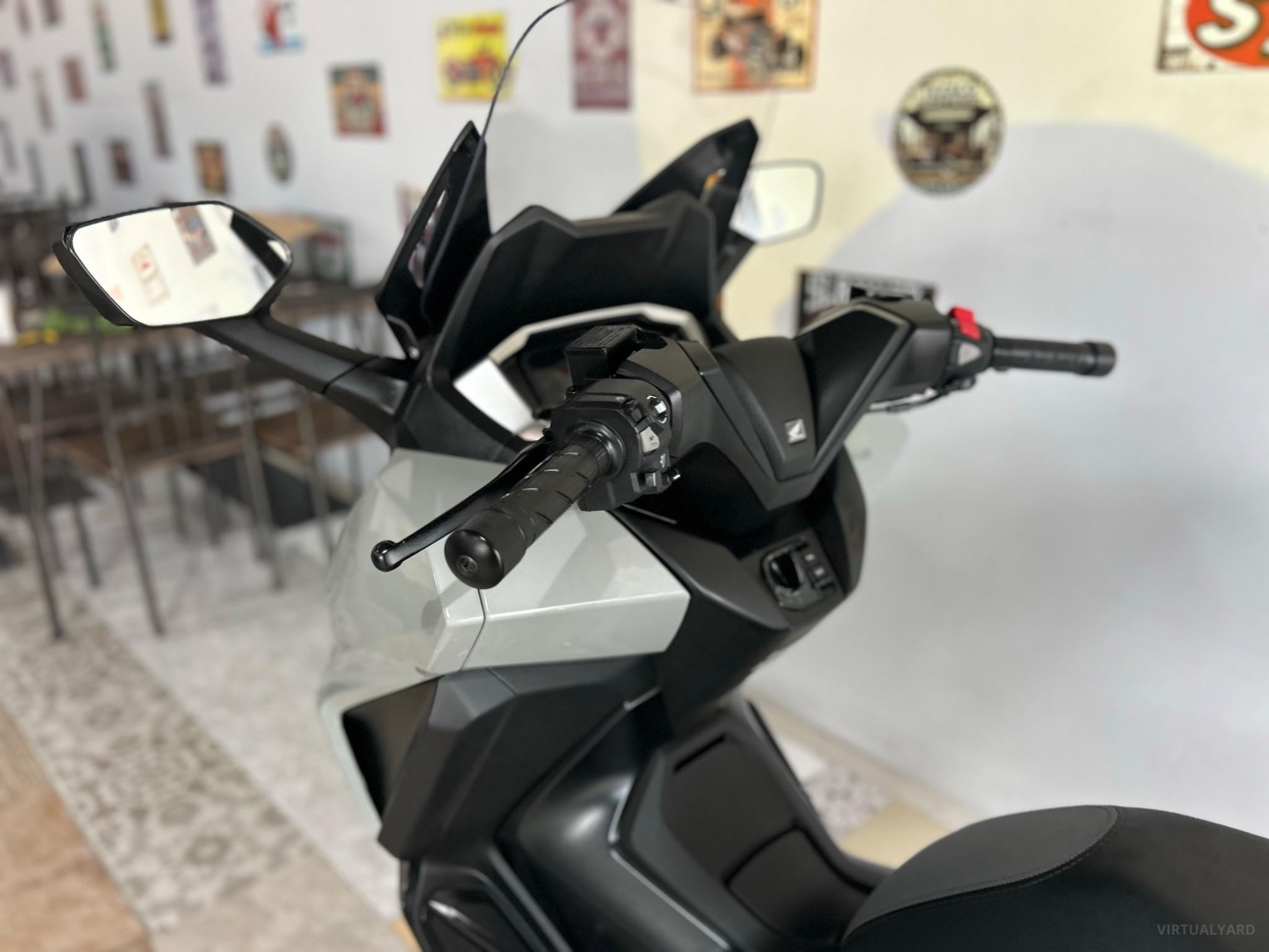 HONDA FORZA 350