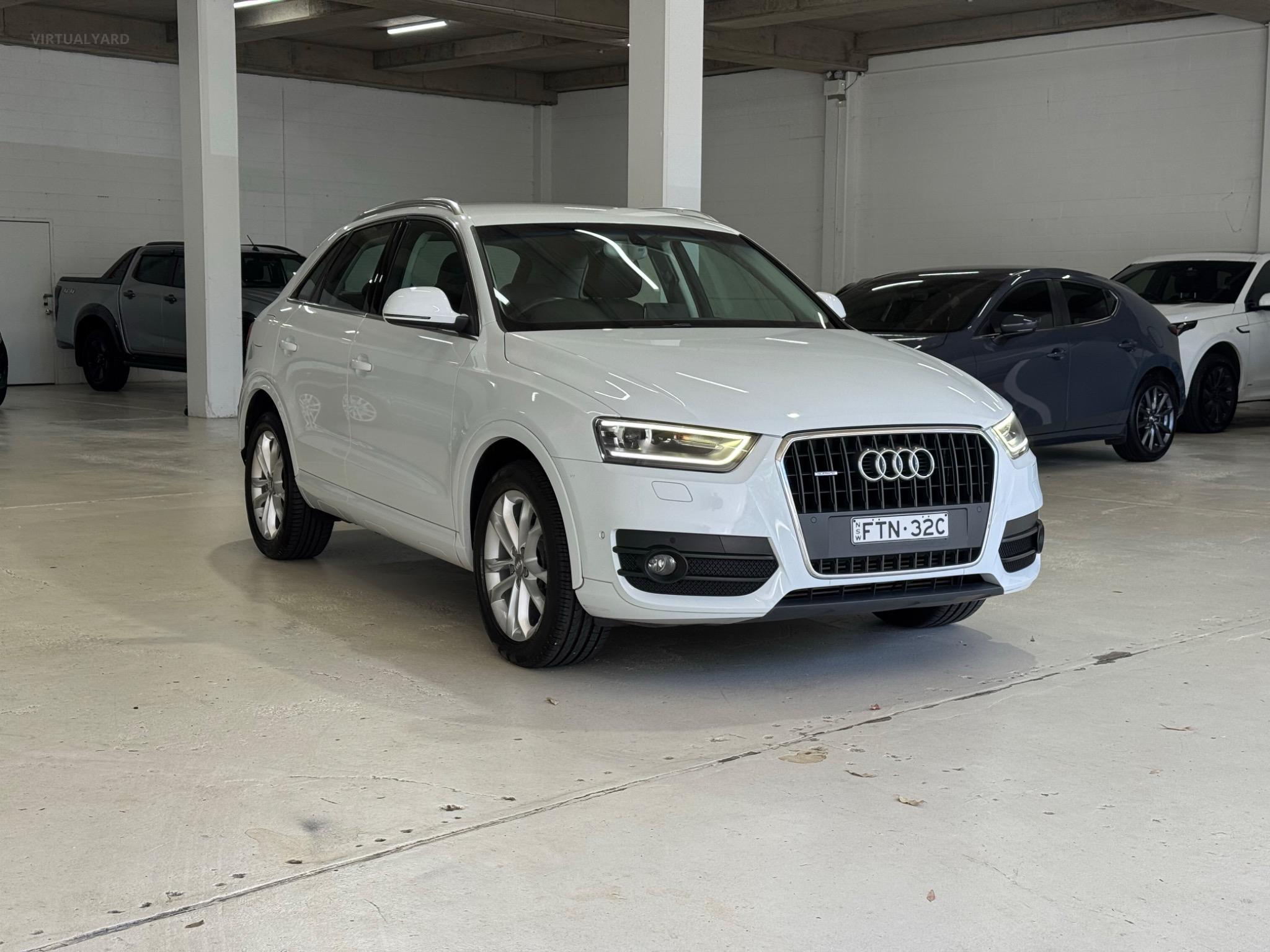 AUDI Q3