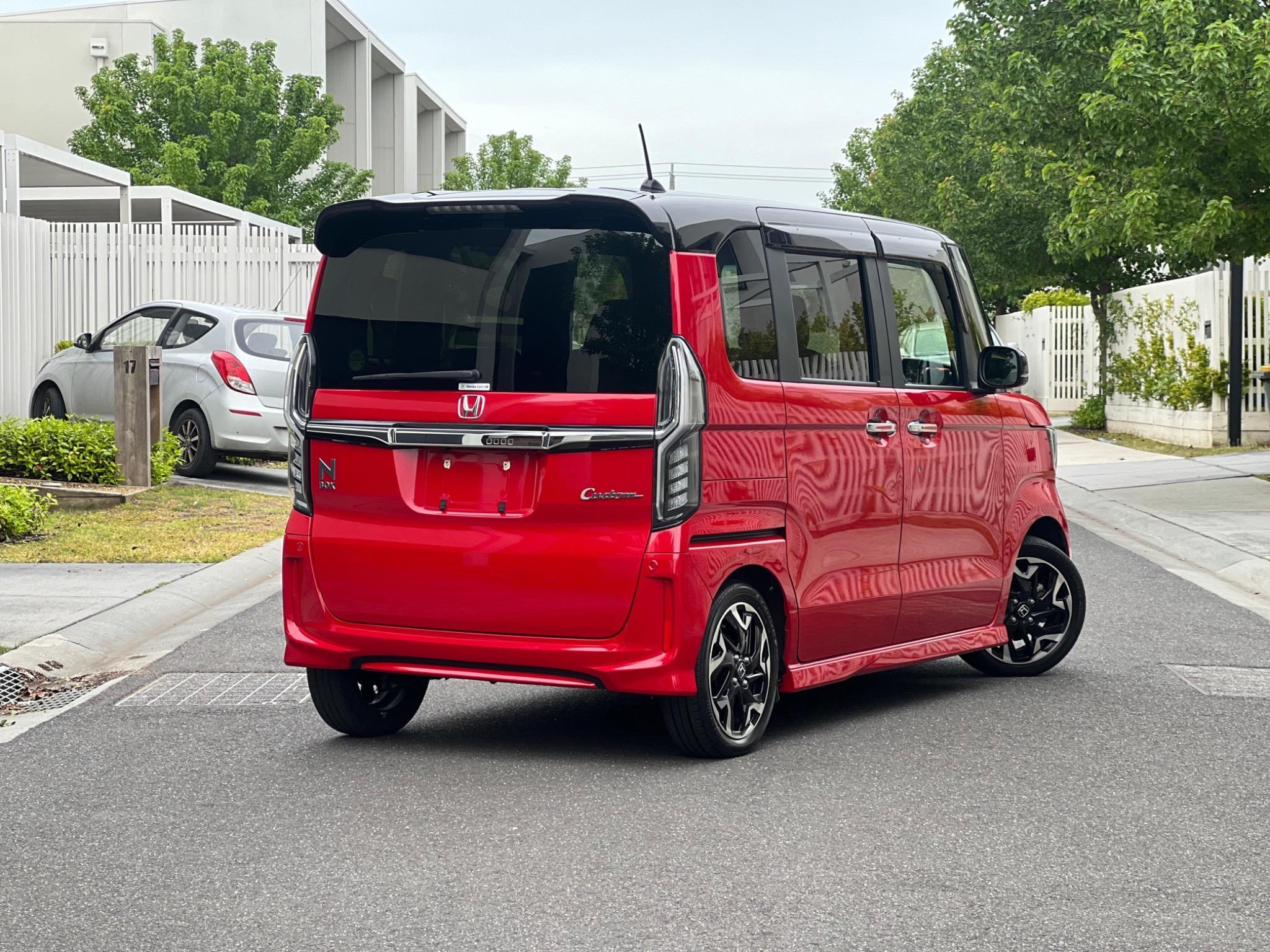HONDA N-BOX