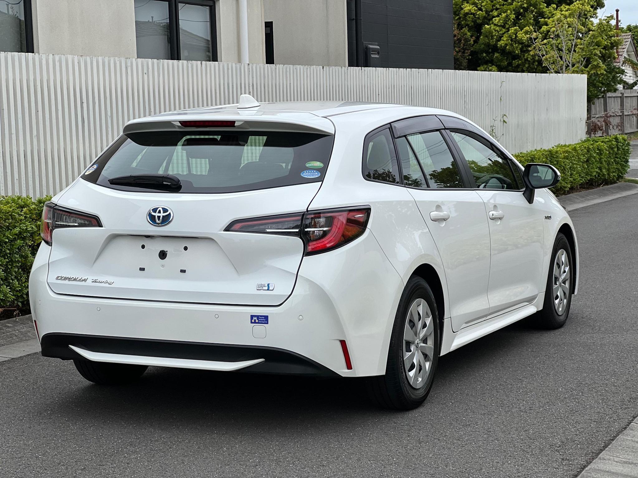 TOYOTA COROLLA TOURING WAGON HYBRID