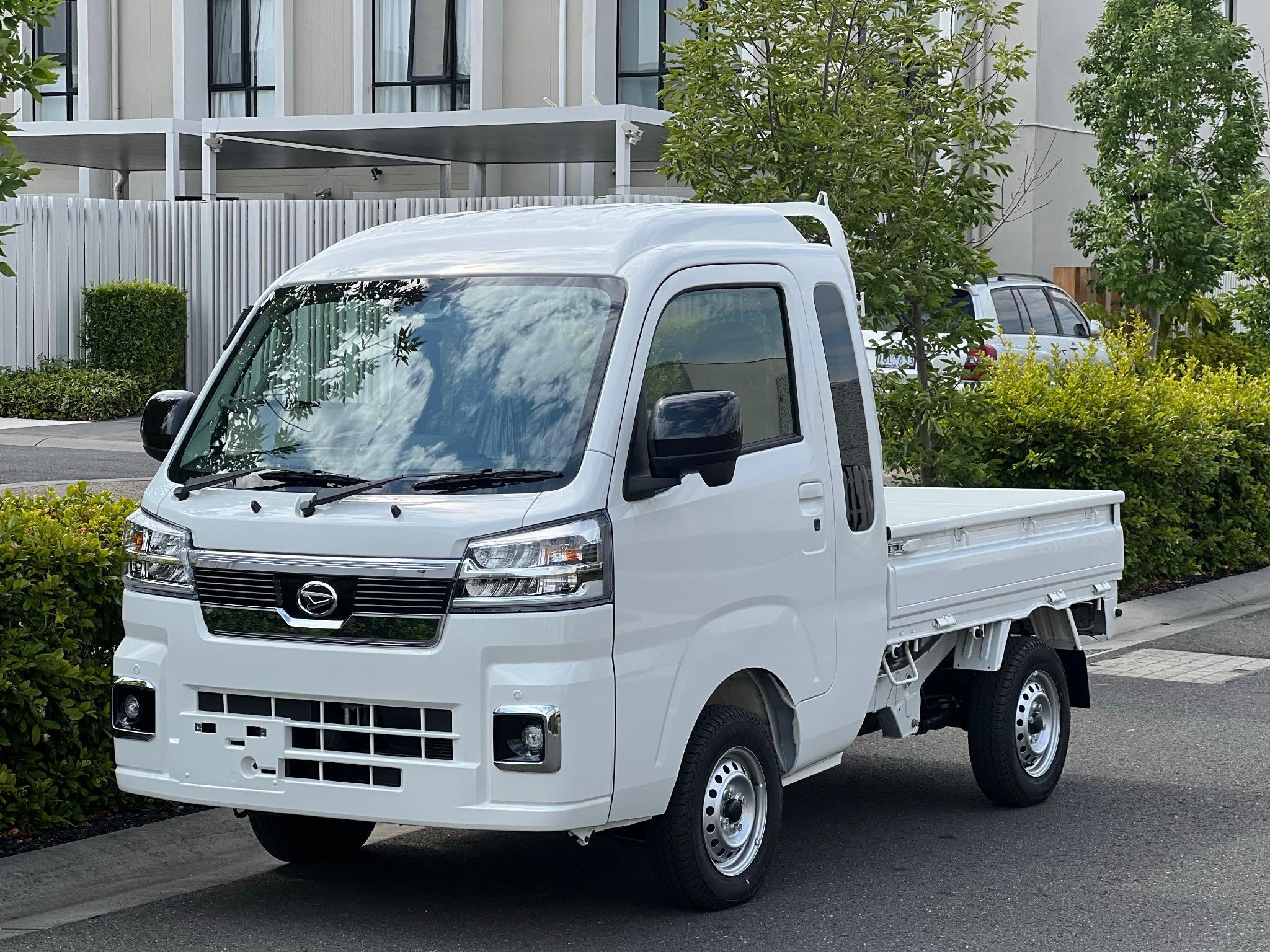 DAIHATSU HI-JET
