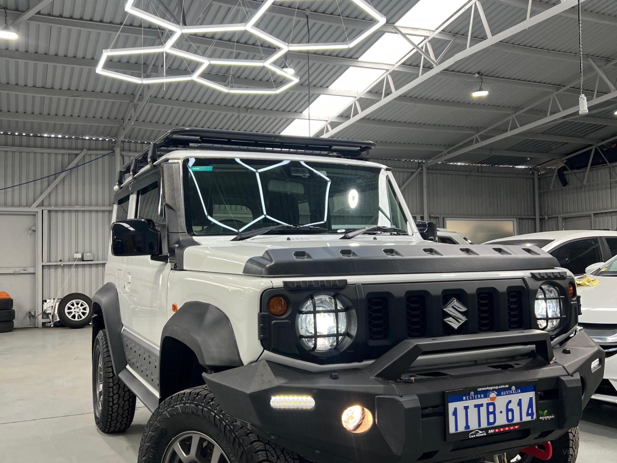 SUZUKI JIMNY