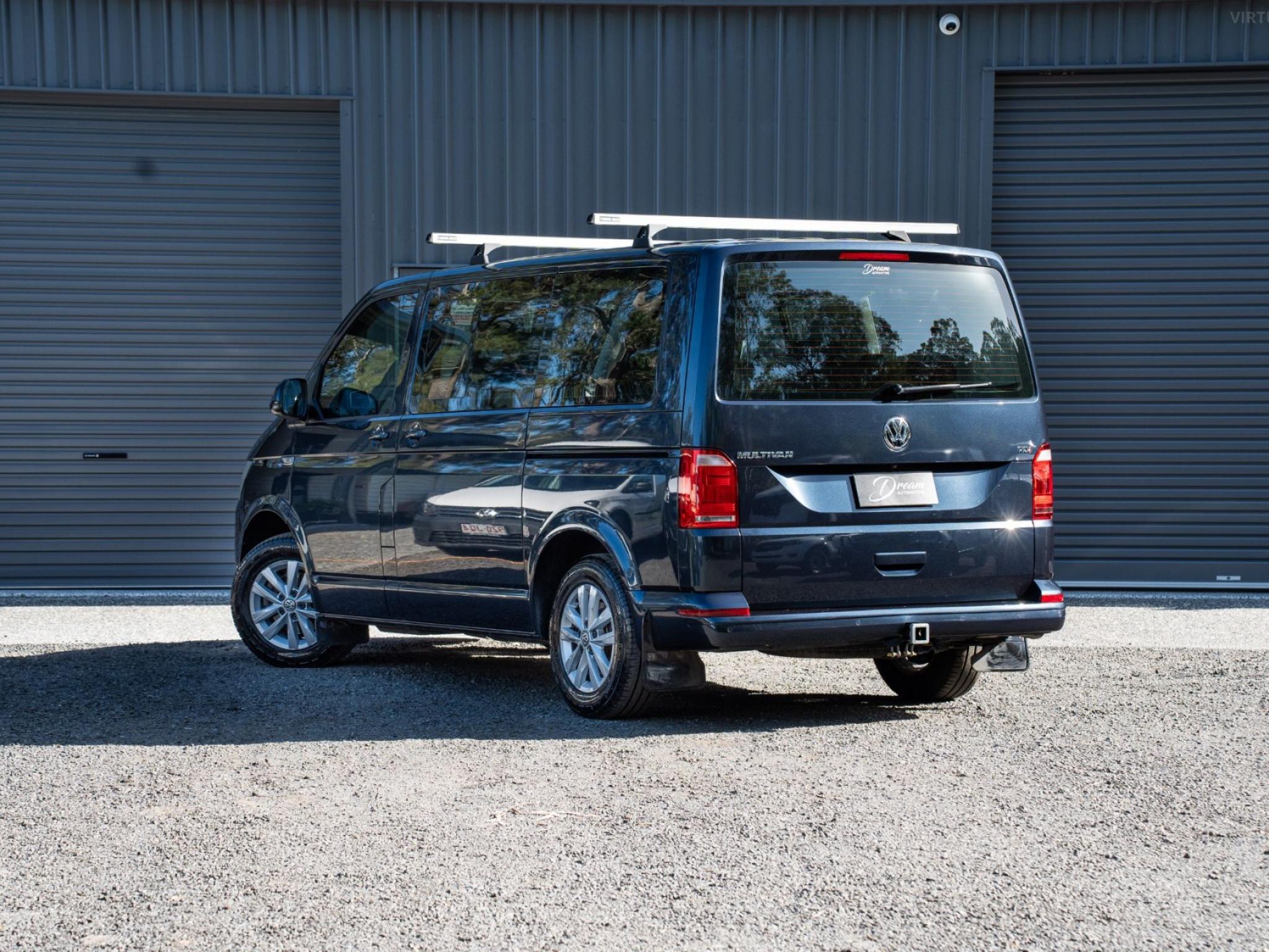 VOLKSWAGEN MULTIVAN