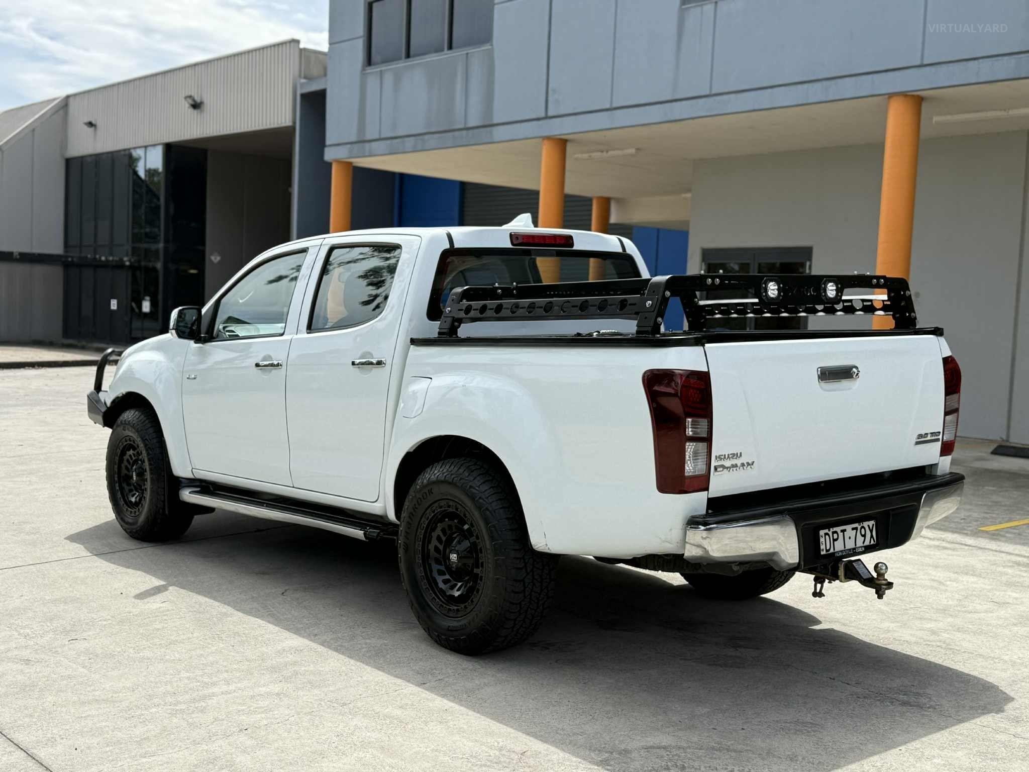 ISUZU D-MAX