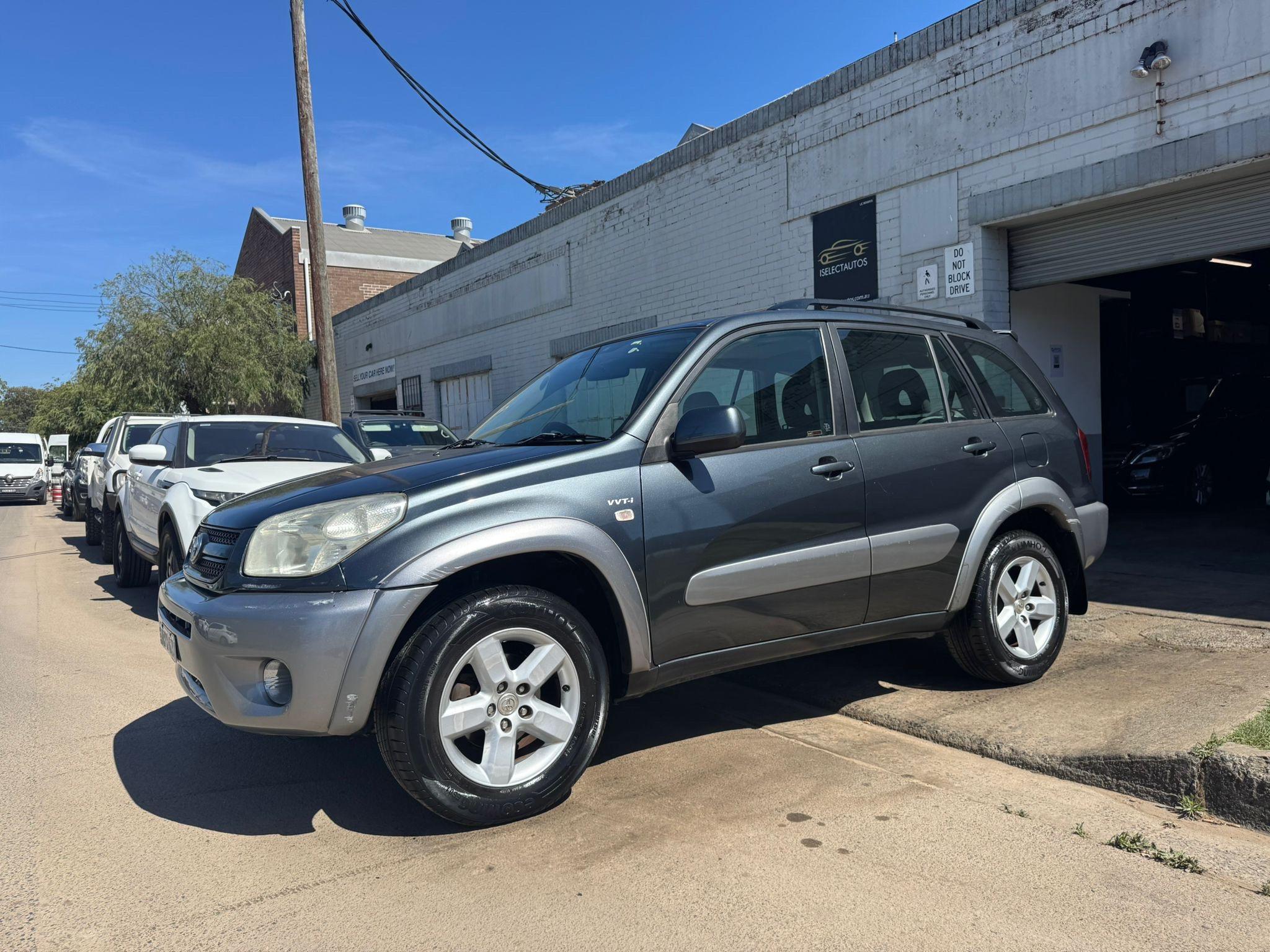 TOYOTA RAV4