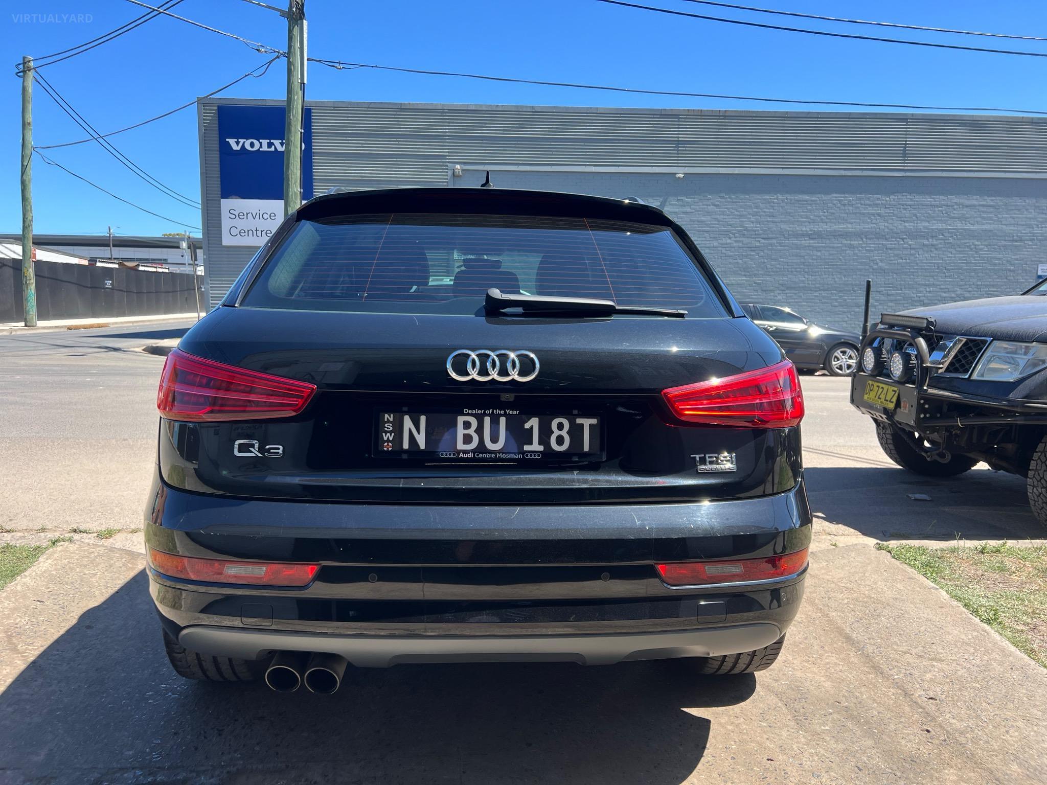 AUDI Q3