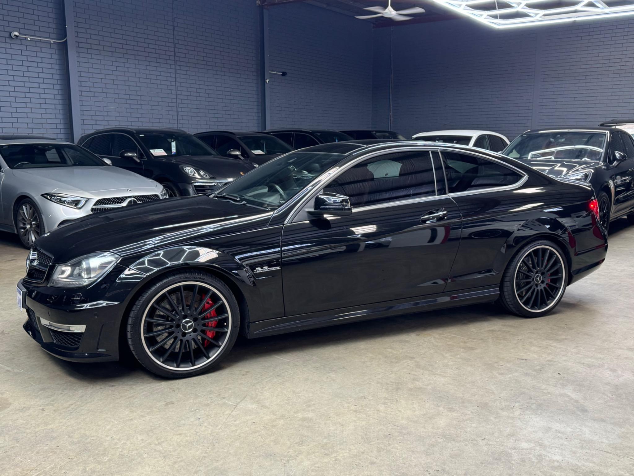 MERCEDES-BENZ C63