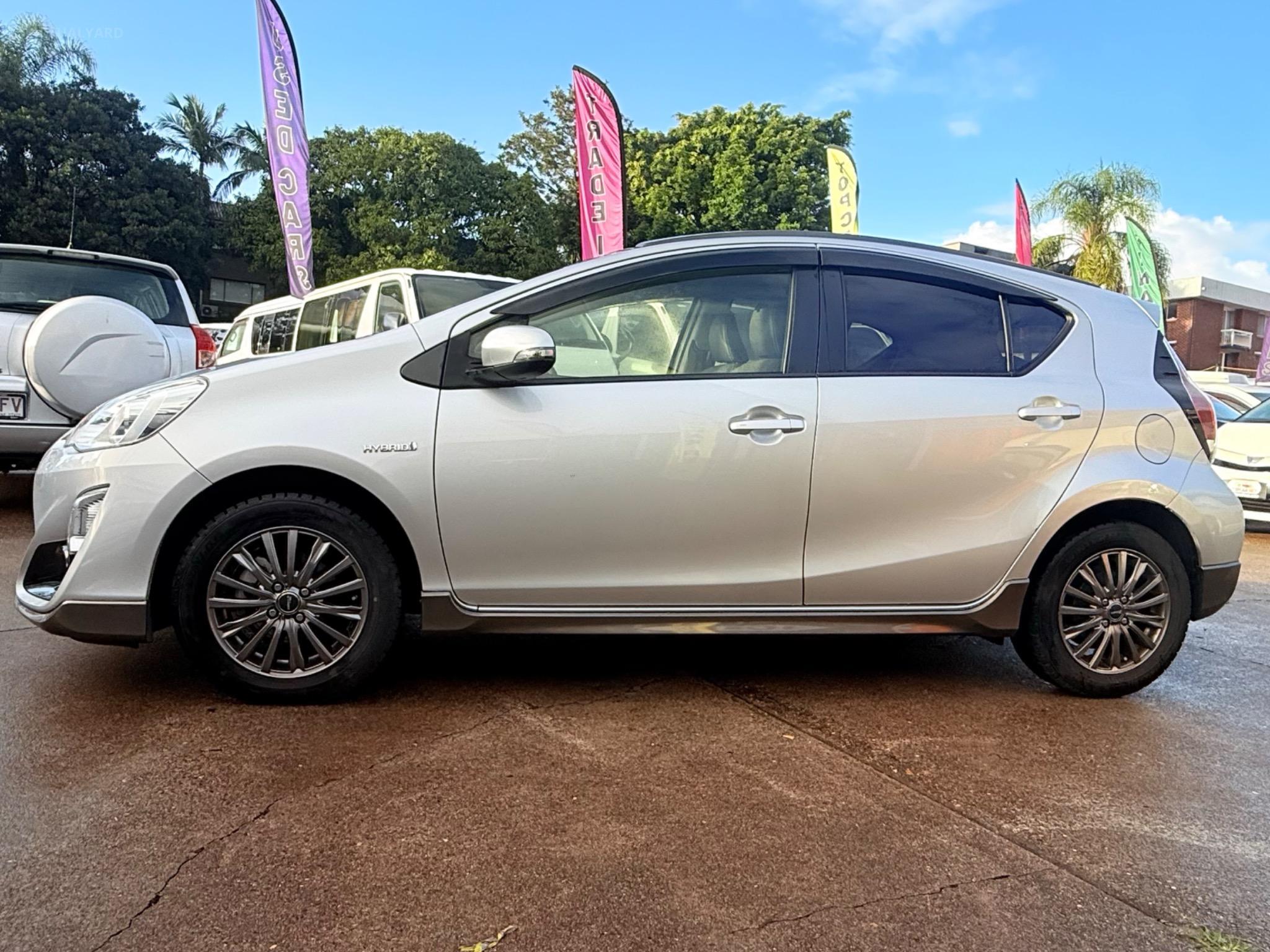 TOYOTA PRIUS-C