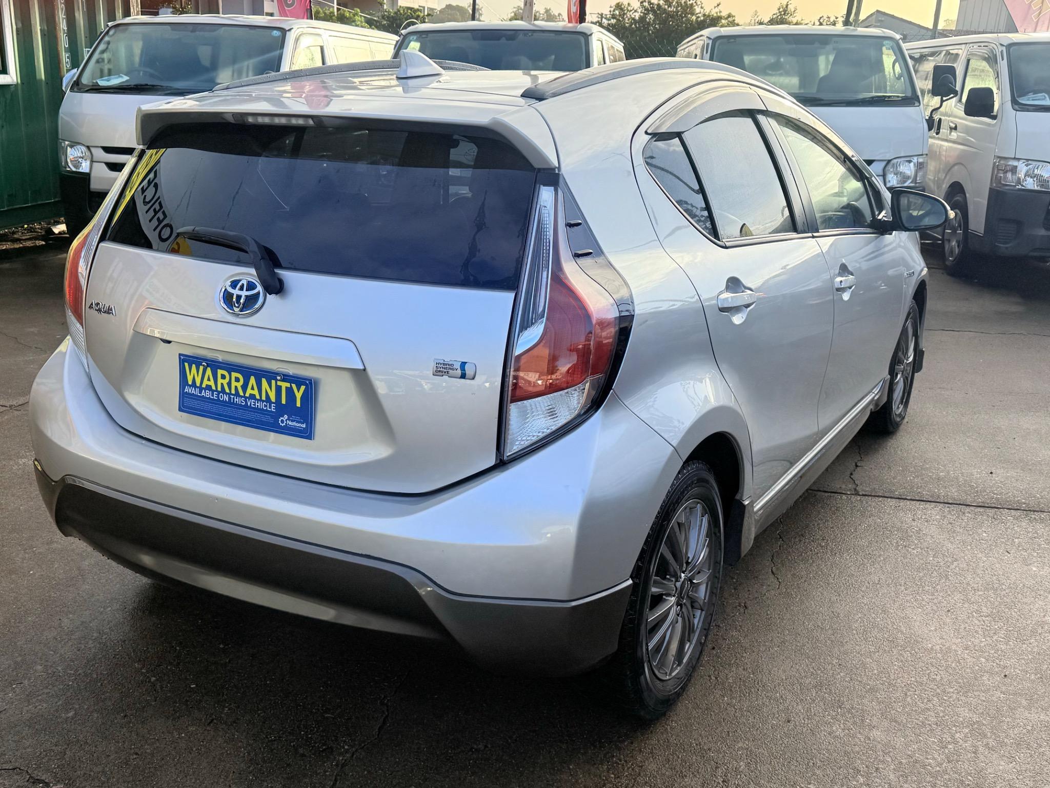 TOYOTA PRIUS-C