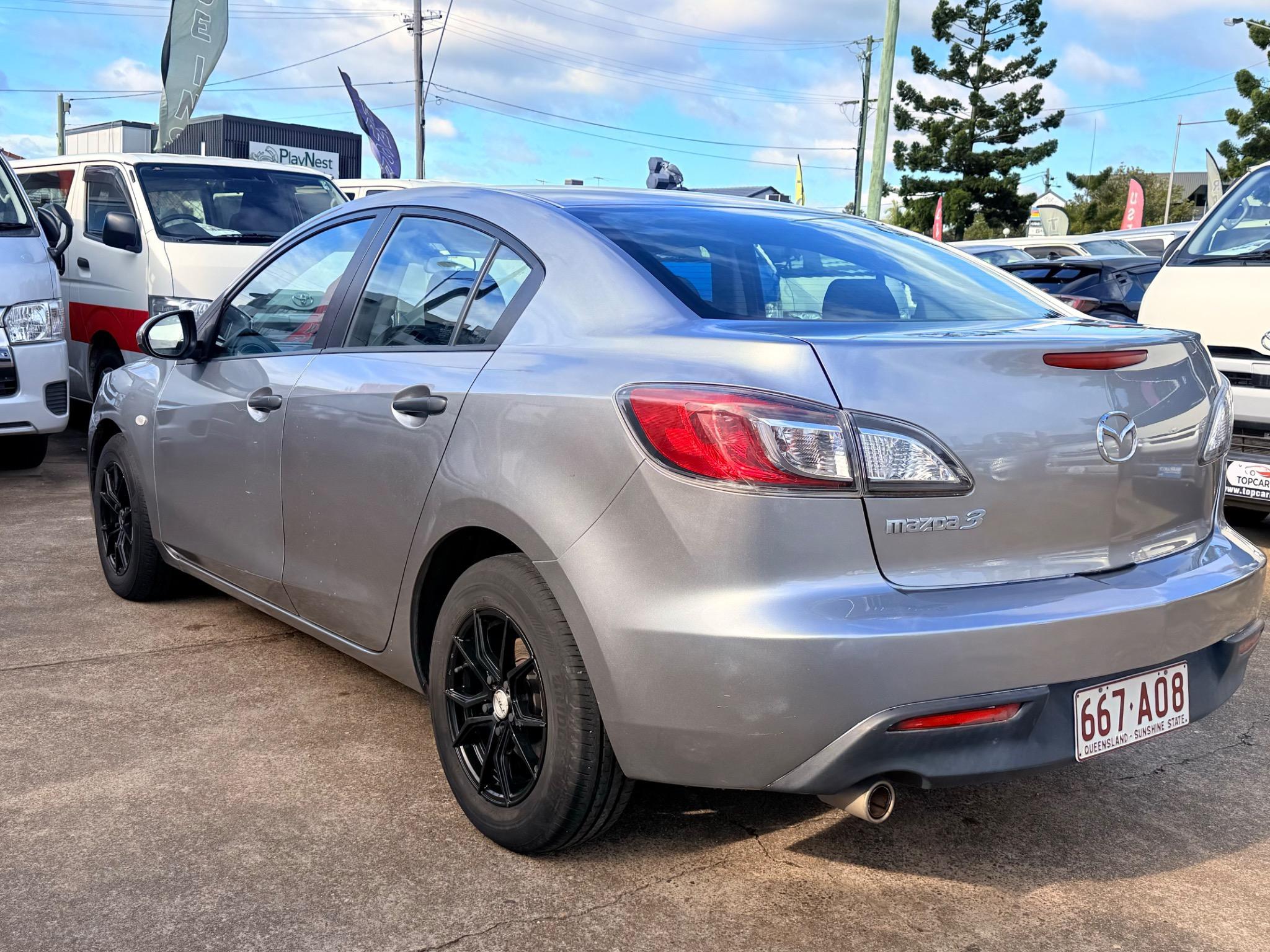 MAZDA MAZDA3