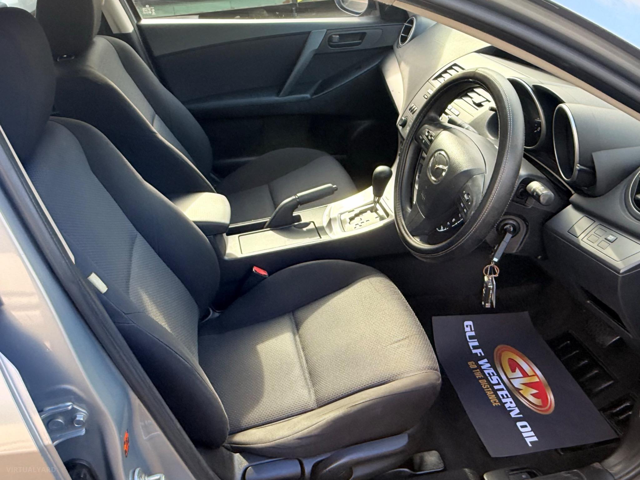 MAZDA MAZDA3
