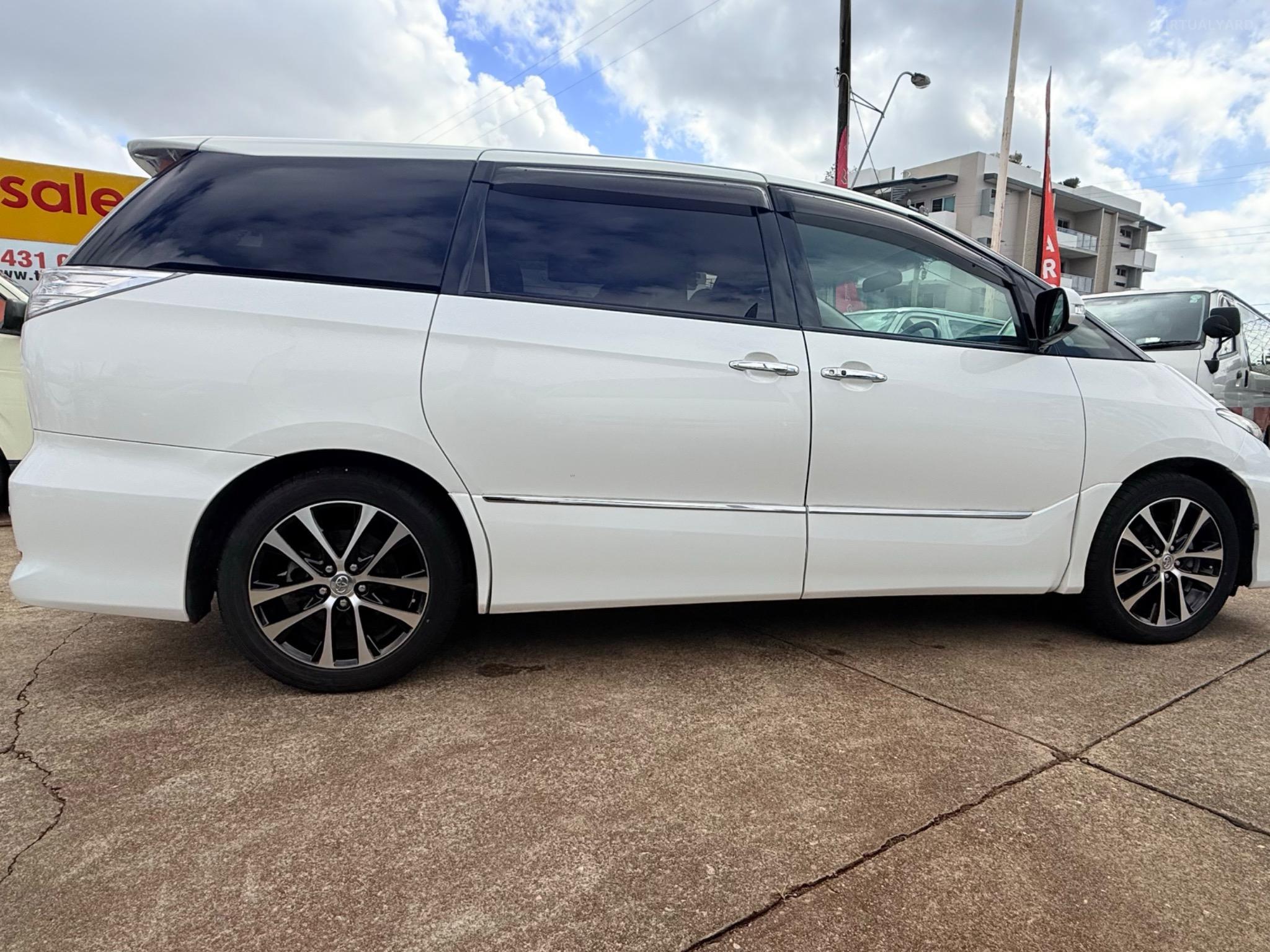 TOYOTA ESTIMA
