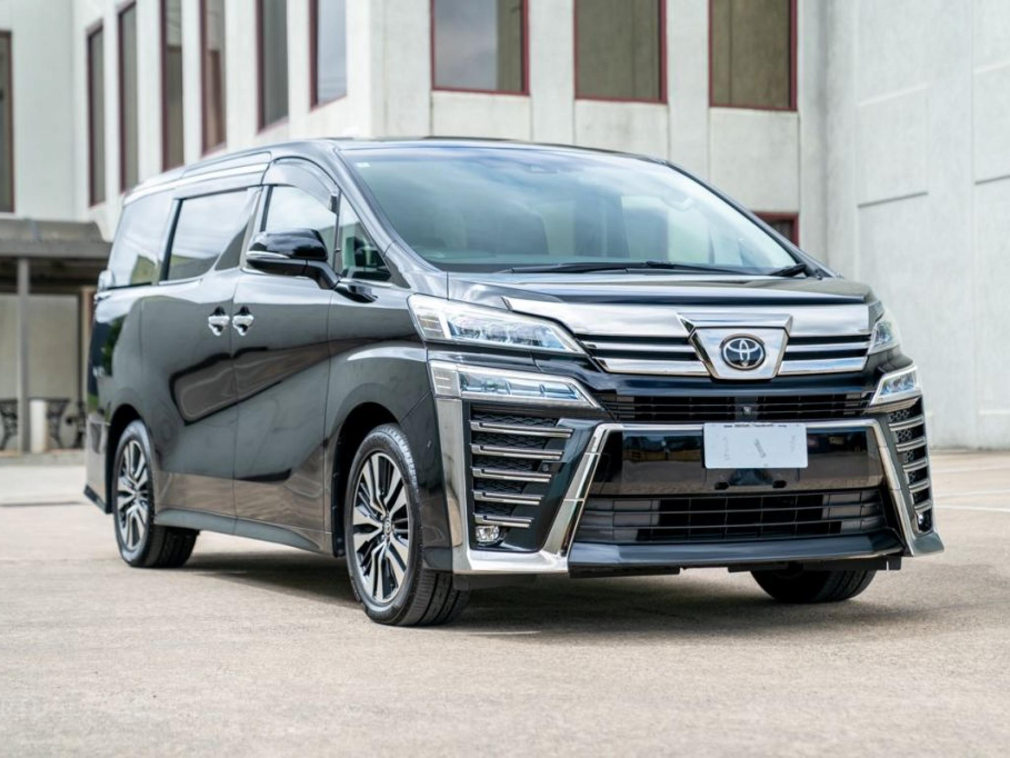 TOYOTA VELLFIRE