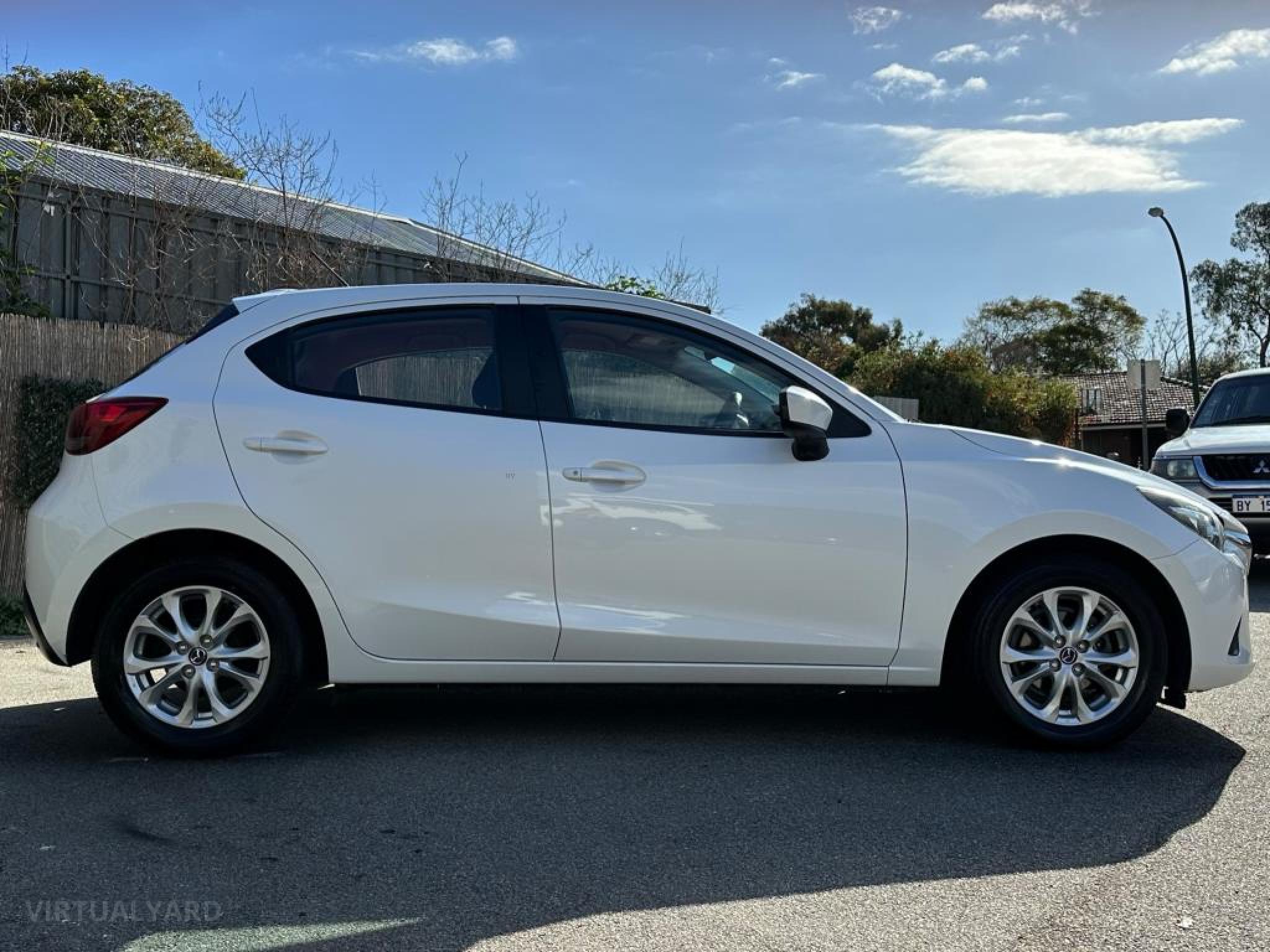 Mazda 2