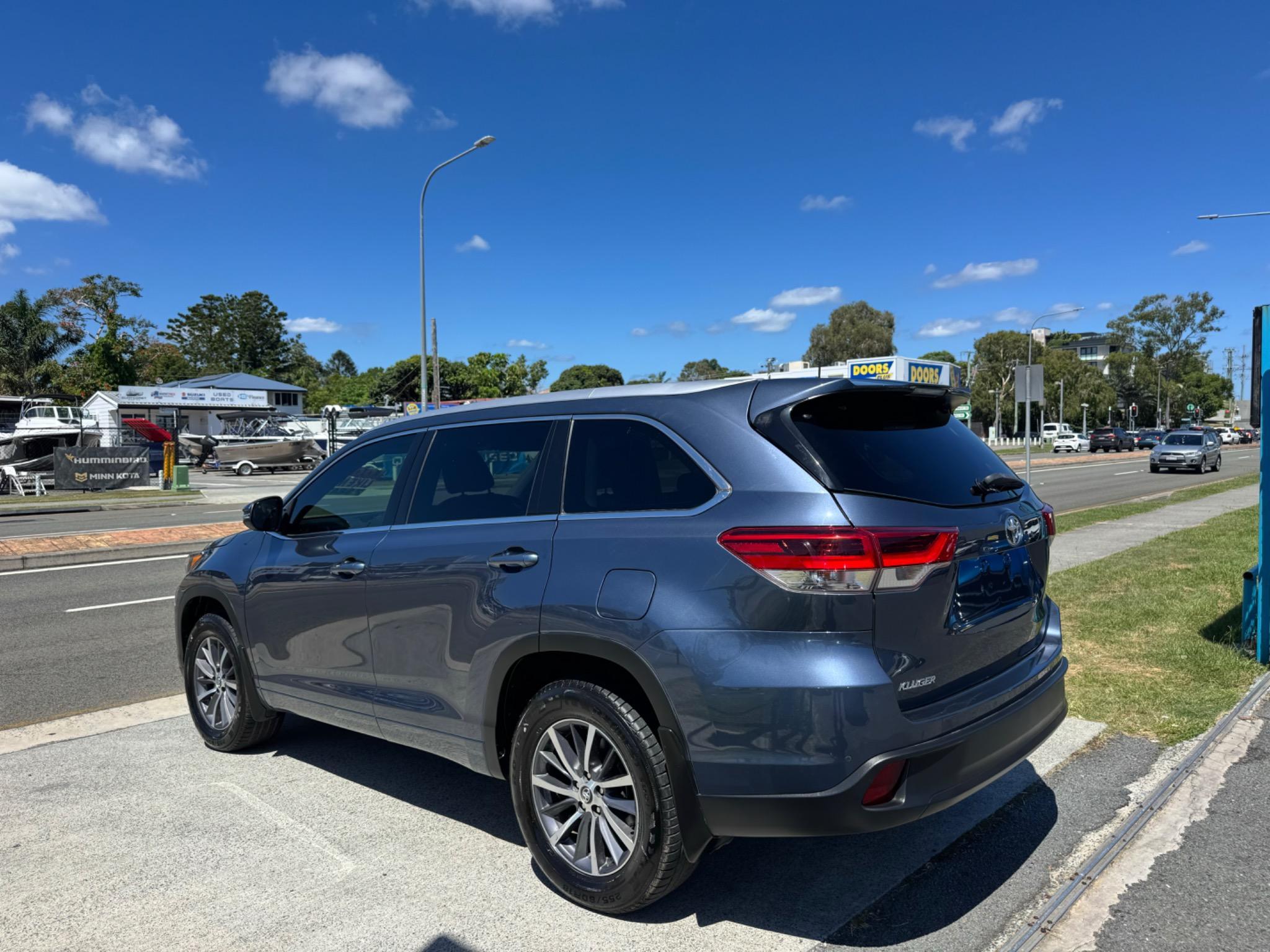 TOYOTA KLUGER