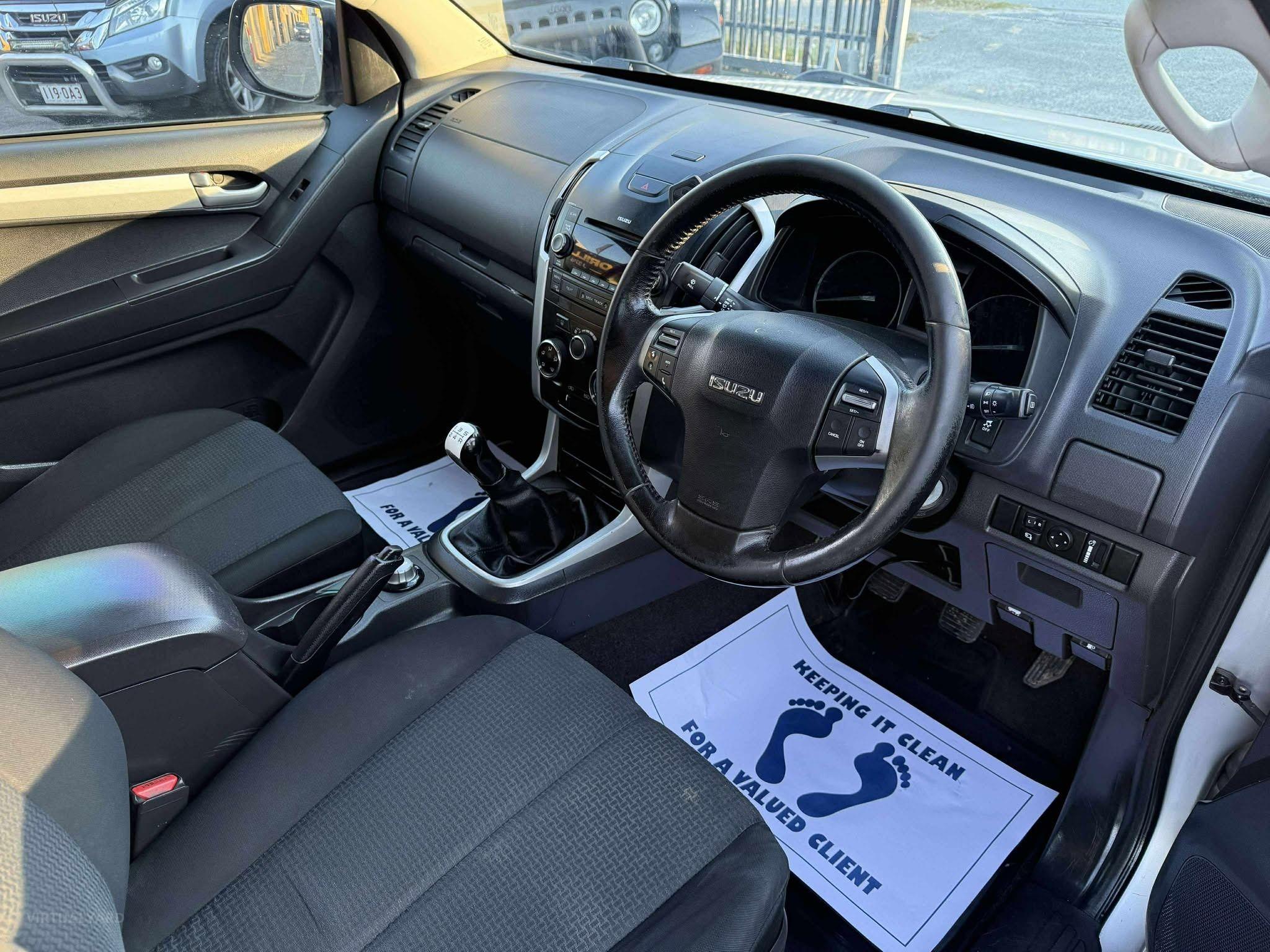 ISUZU D-MAX