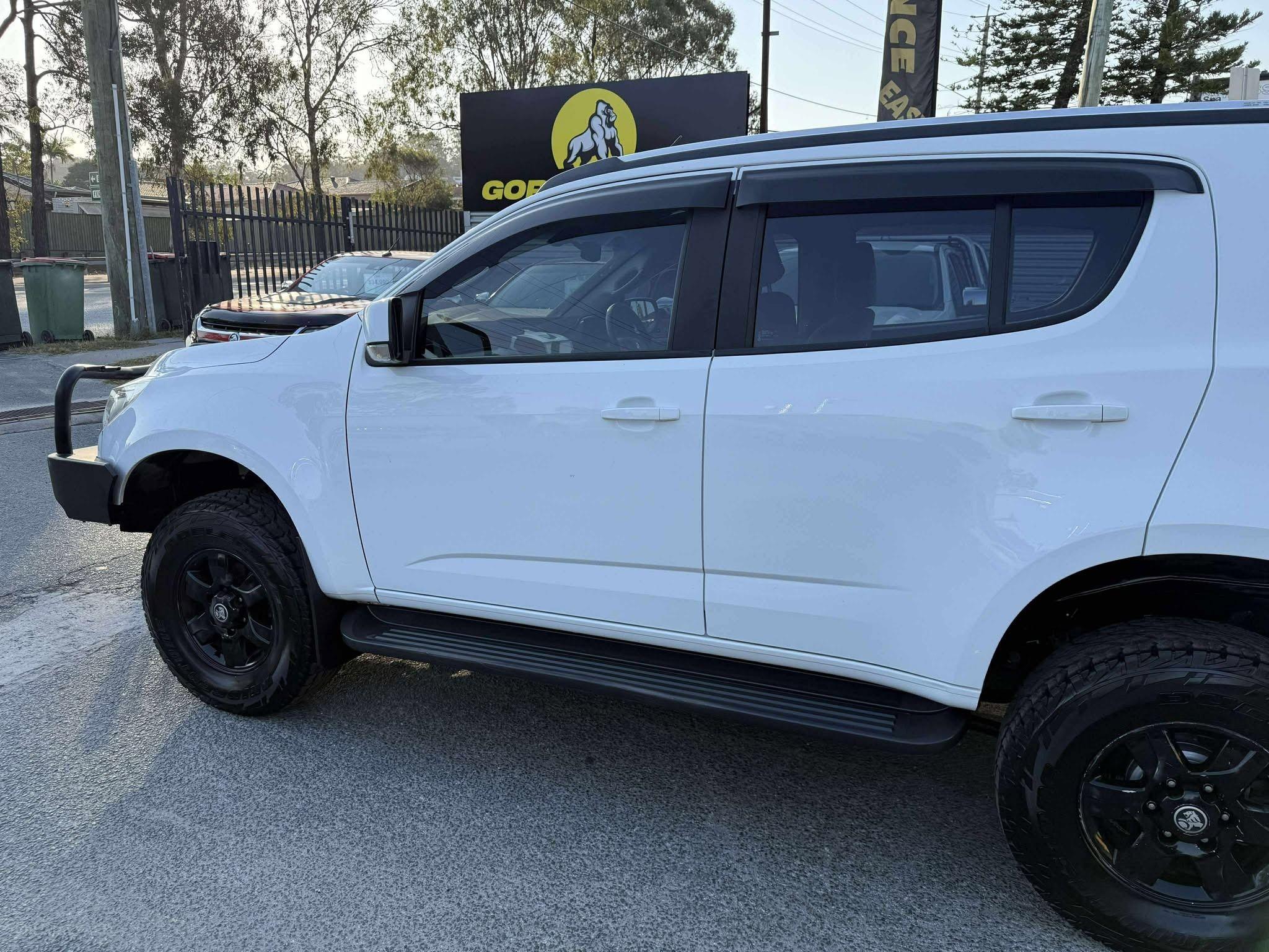 HOLDEN COLORADO 7