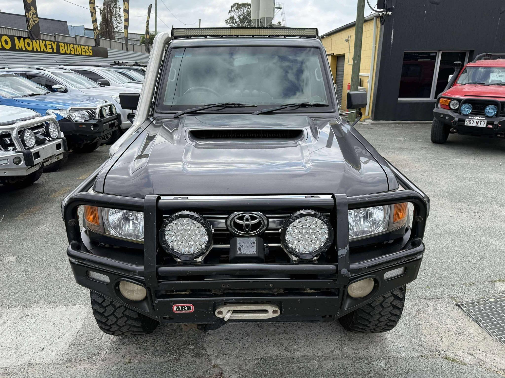 TOYOTA LANDCRUISER