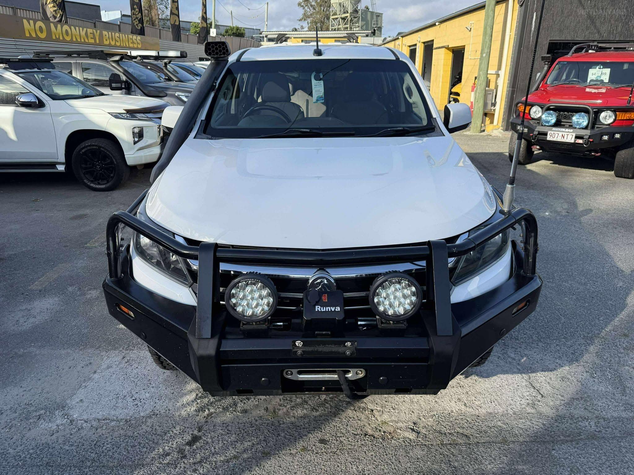 HOLDEN COLORADO