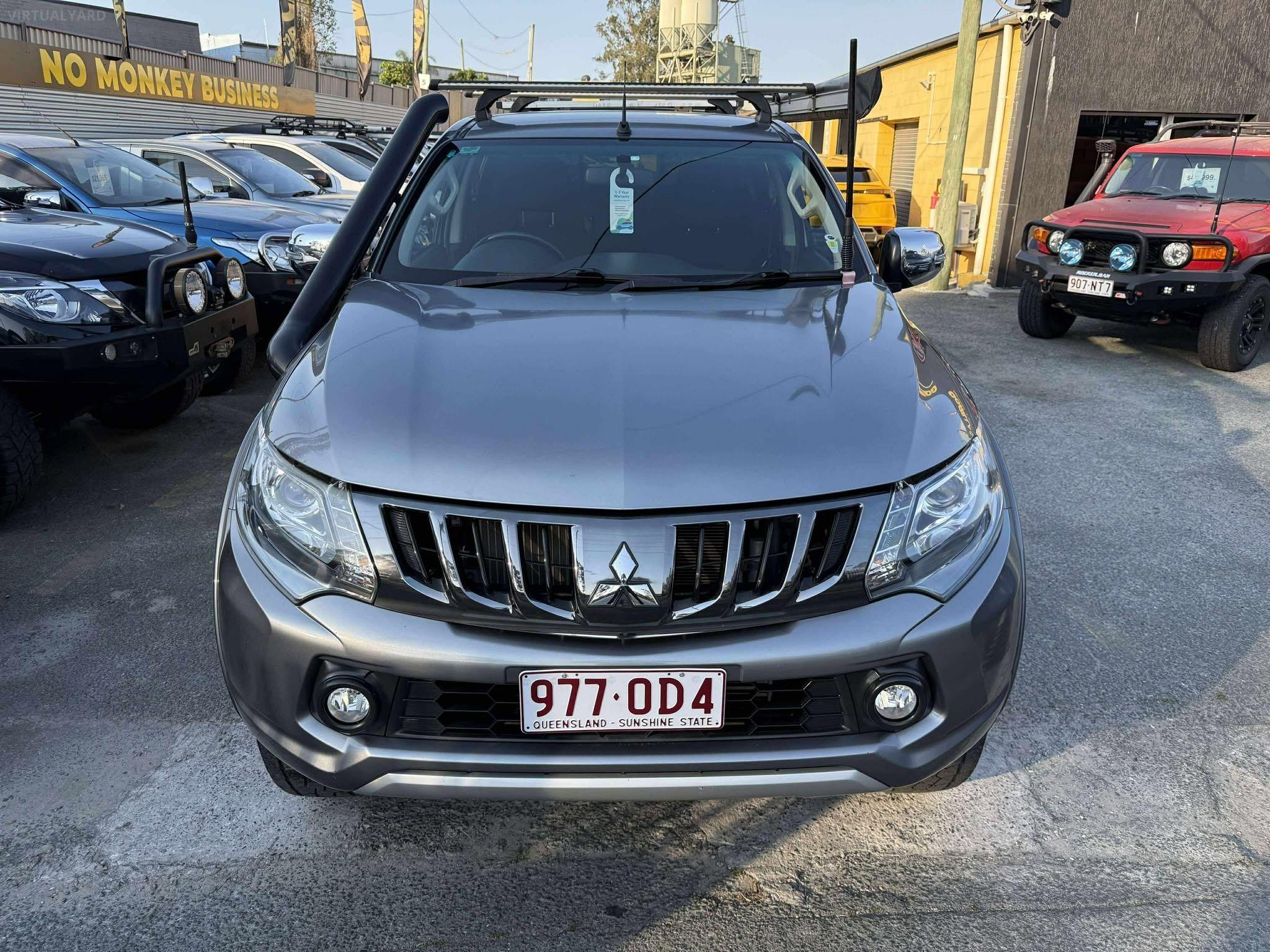 MITSUBISHI TRITON