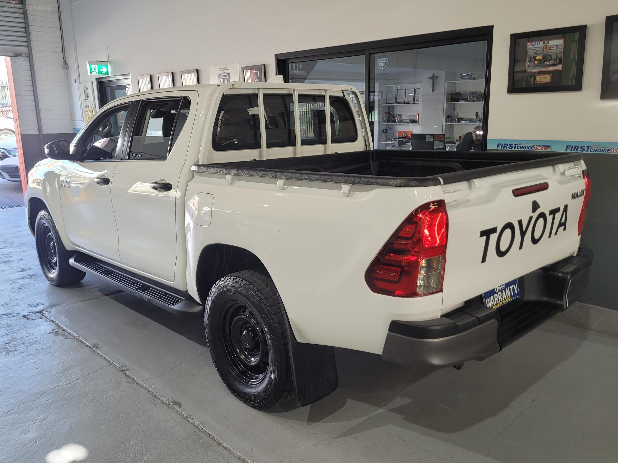 TOYOTA HILUX SR 4X4