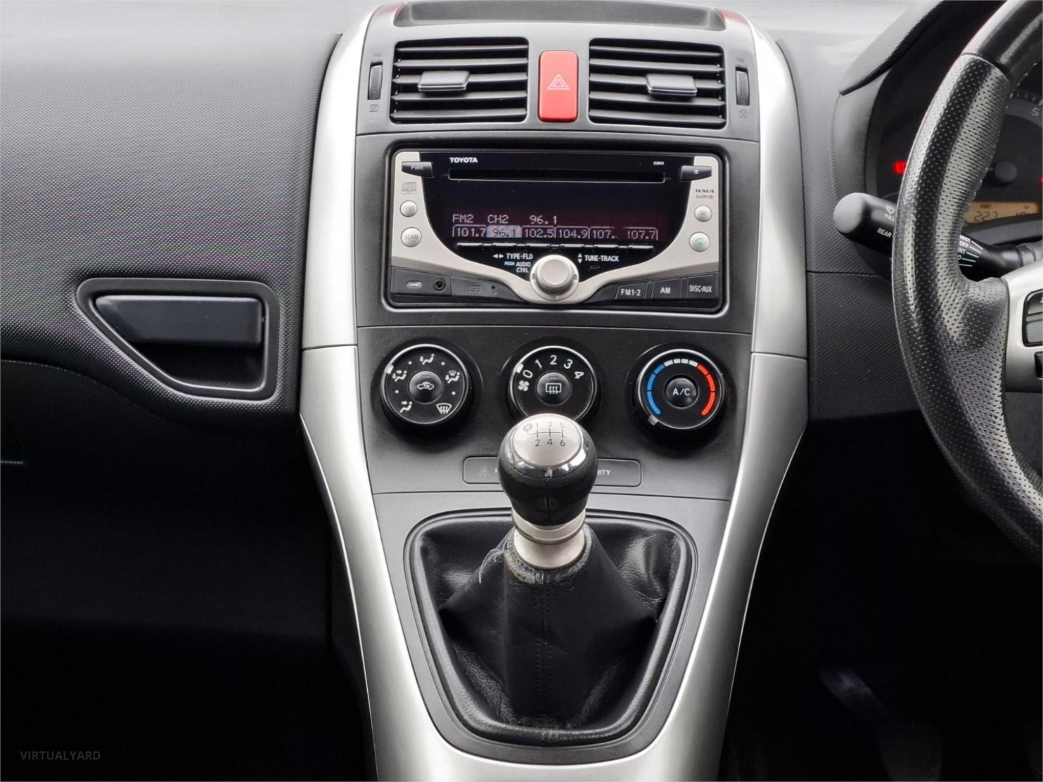 2011 TOYOTA COROLLA ZRE152R ASCENT SPORT HATCHBACK 5DR MAN 6SP, 1.8I [MY11] image 13