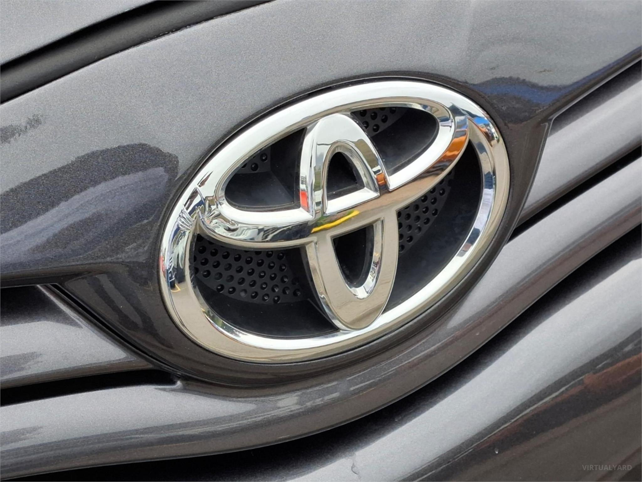 2011 TOYOTA COROLLA ZRE152R ASCENT SPORT HATCHBACK 5DR MAN 6SP, 1.8I [MY11] image 24