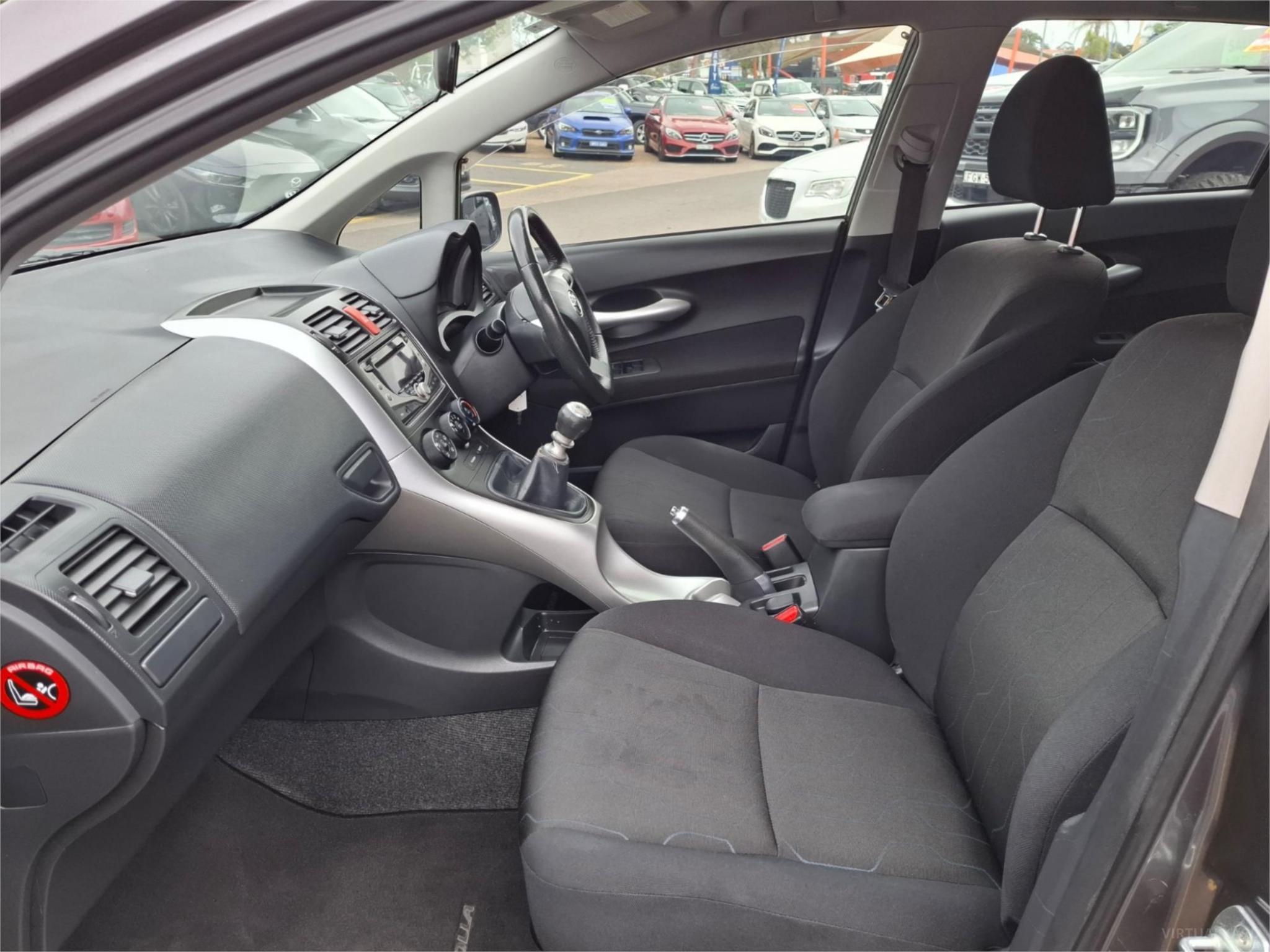 2011 TOYOTA COROLLA ZRE152R ASCENT SPORT HATCHBACK 5DR MAN 6SP, 1.8I [MY11] image 18