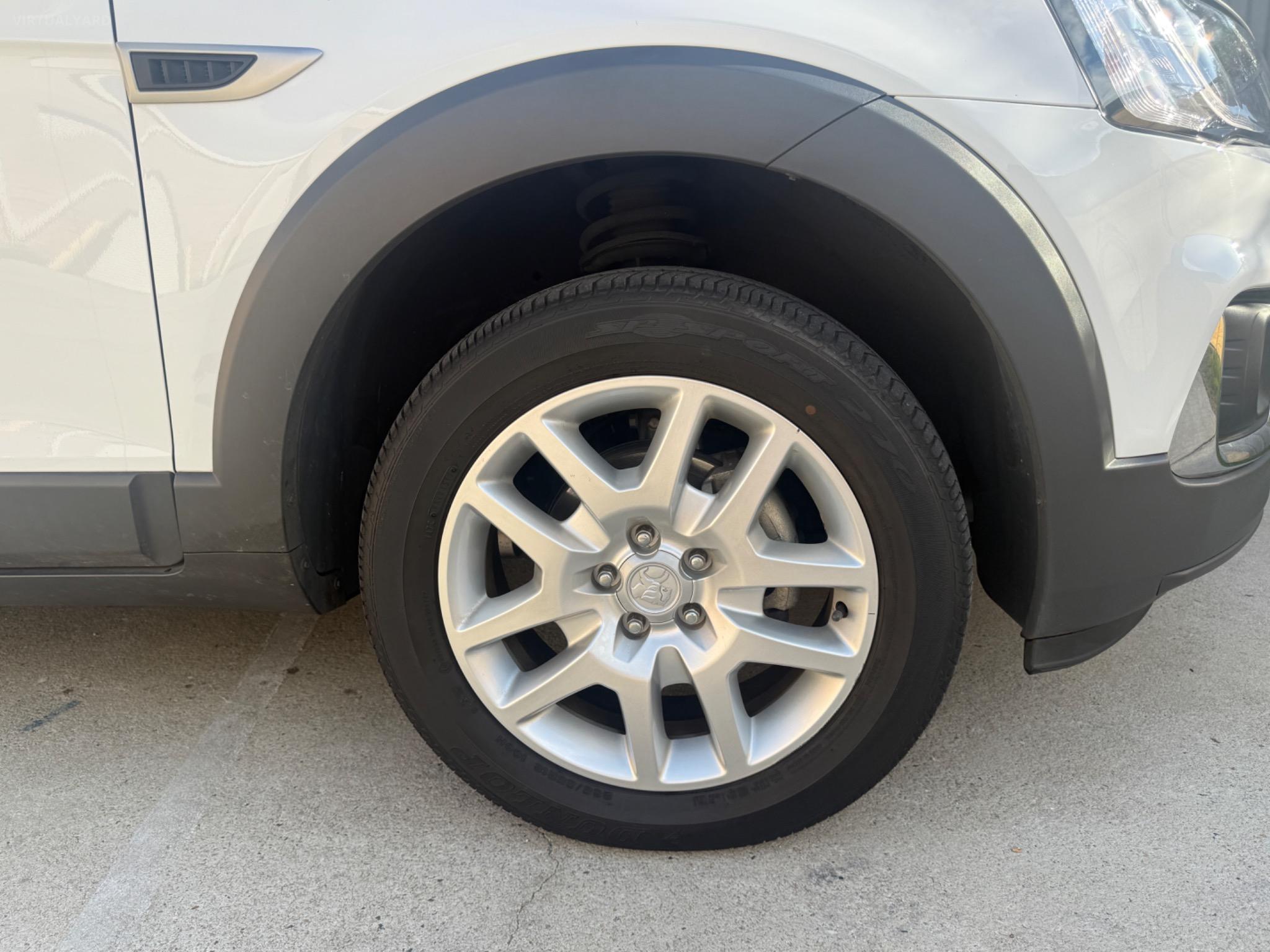 HOLDEN CAPTIVA