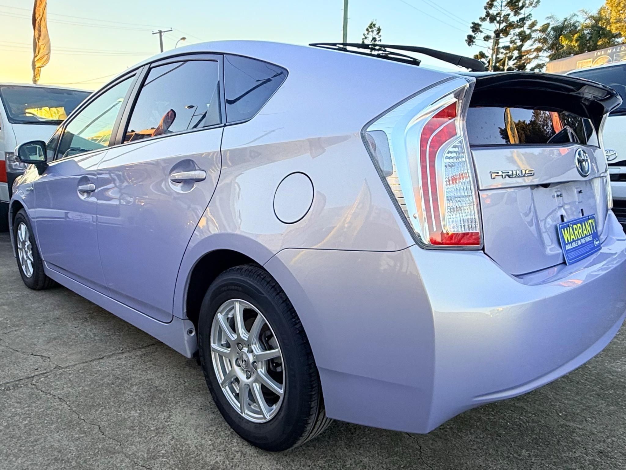 TOYOTA PRIUS
