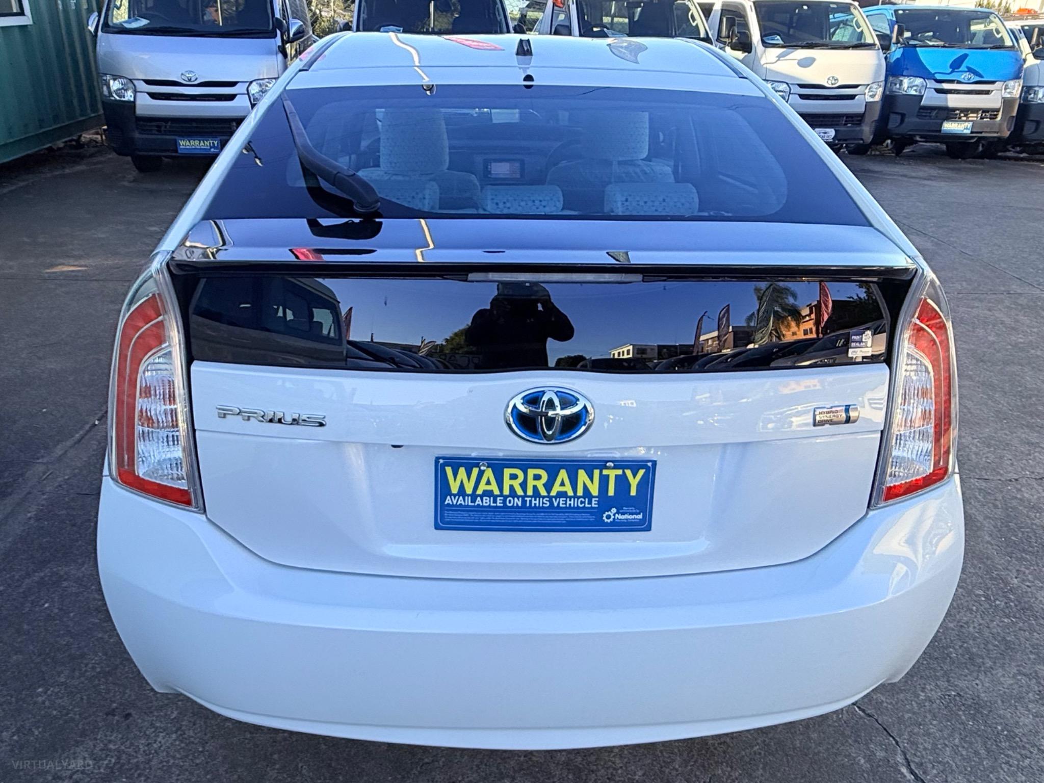 TOYOTA PRIUS