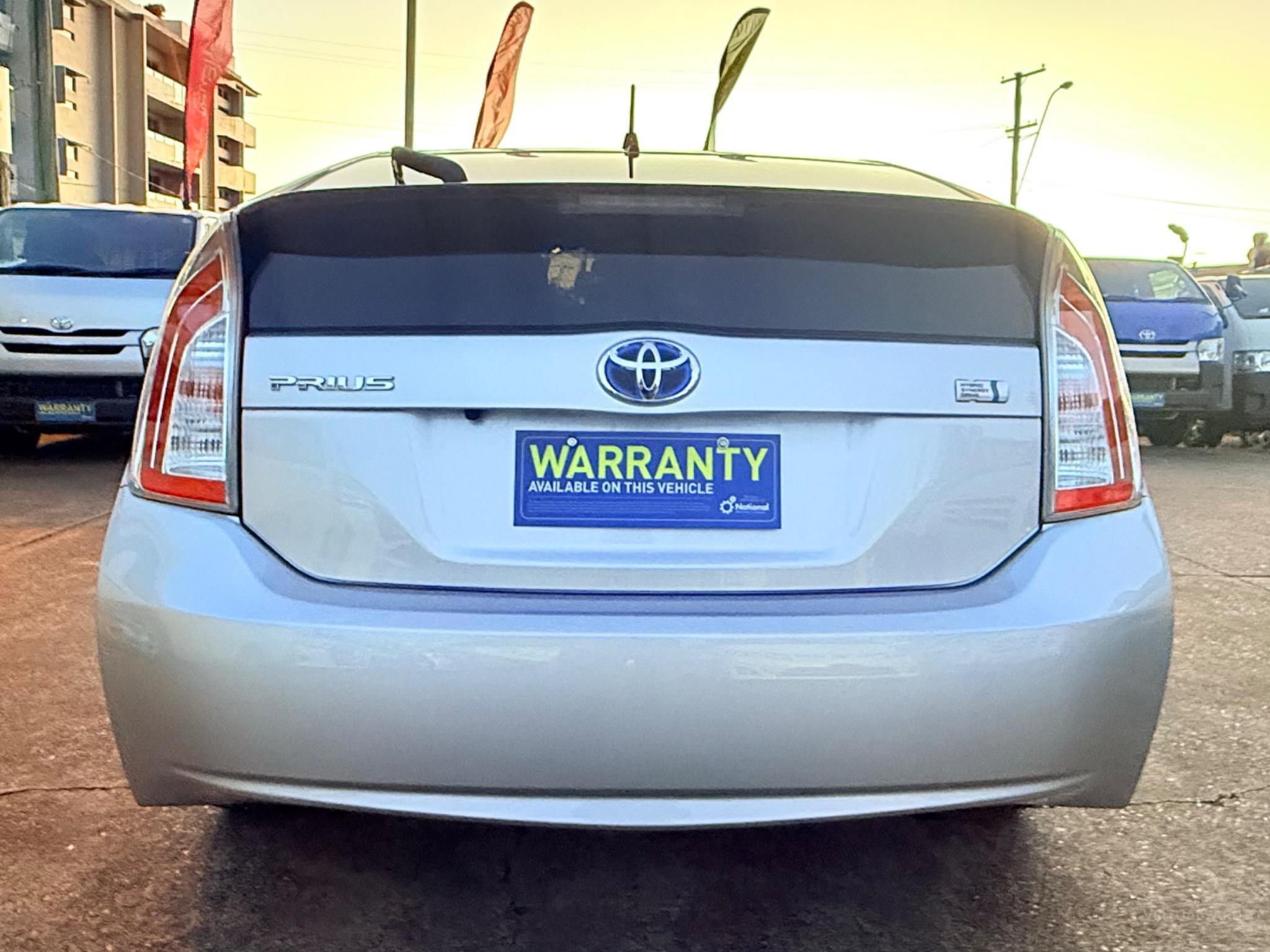 TOYOTA PRIUS
