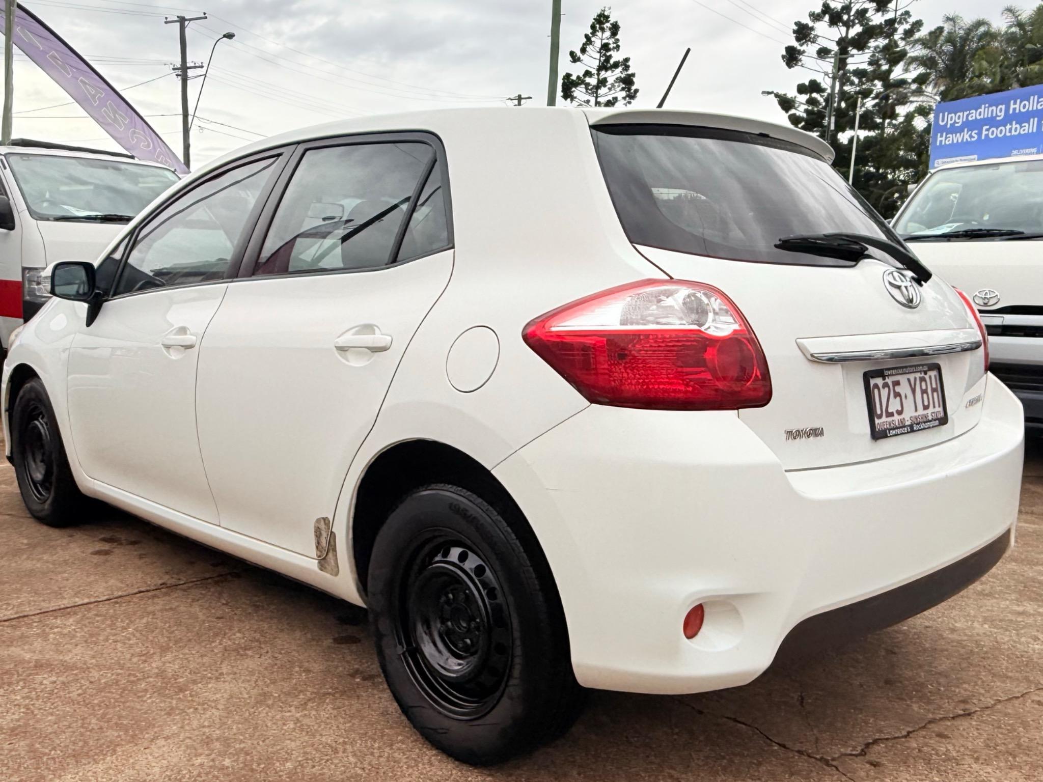 TOYOTA COROLLA