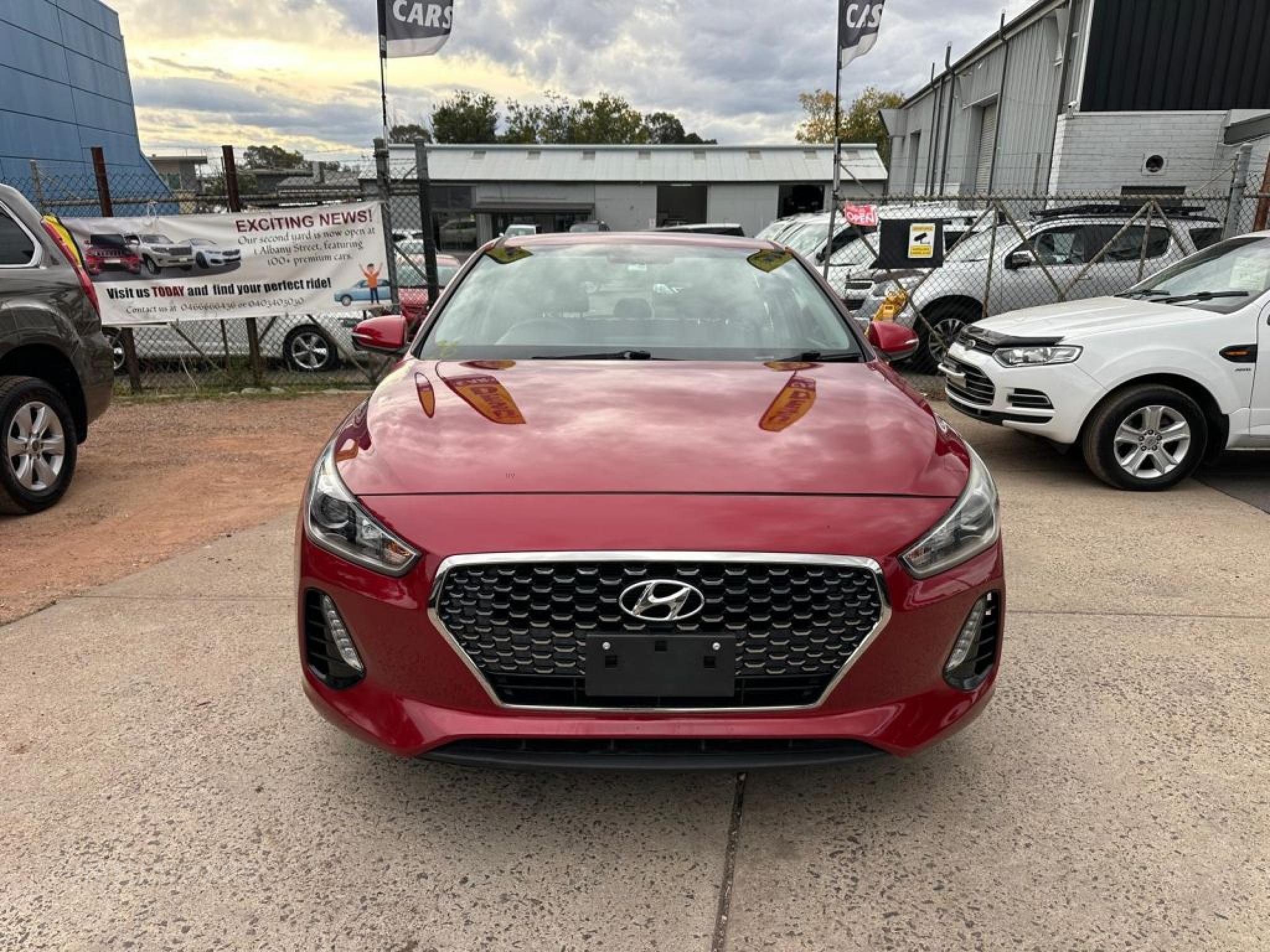 HYUNDAI i30