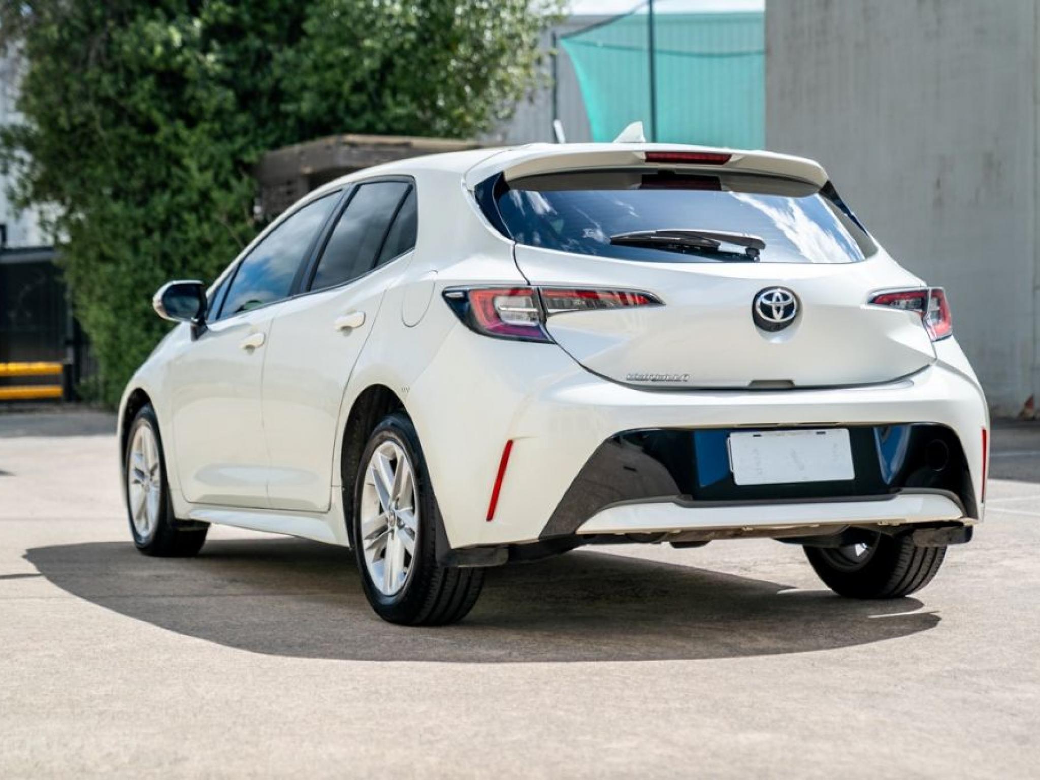 TOYOTA COROLLA