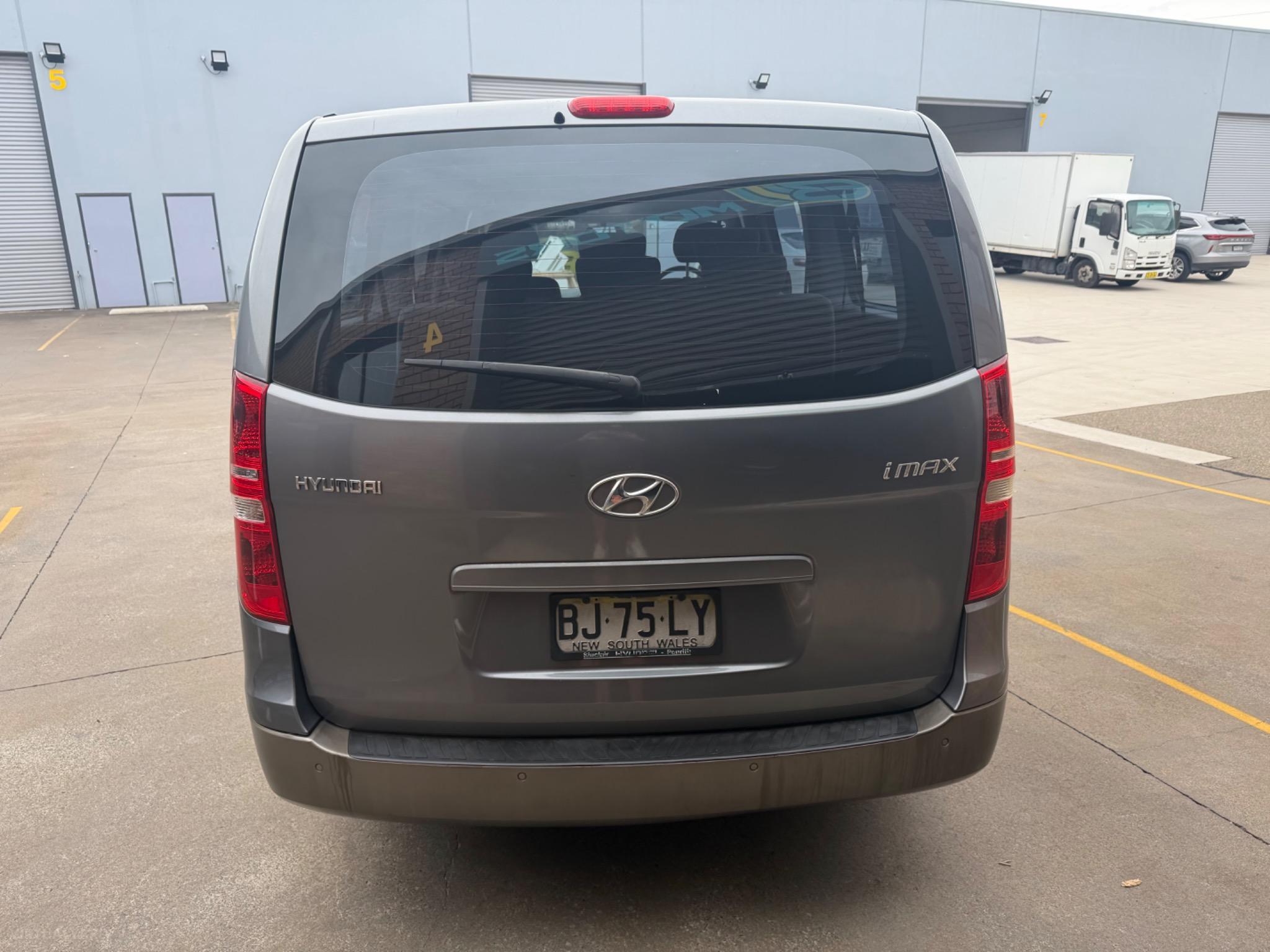 HYUNDAI iMAX