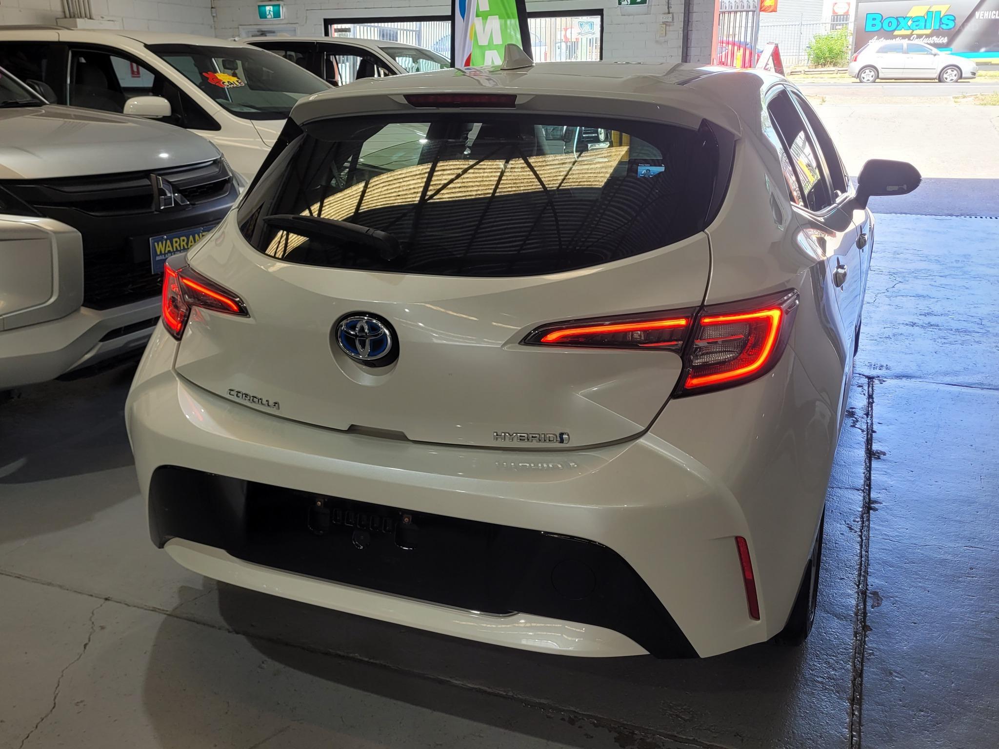 TOYOTA COROLLA HYBRID