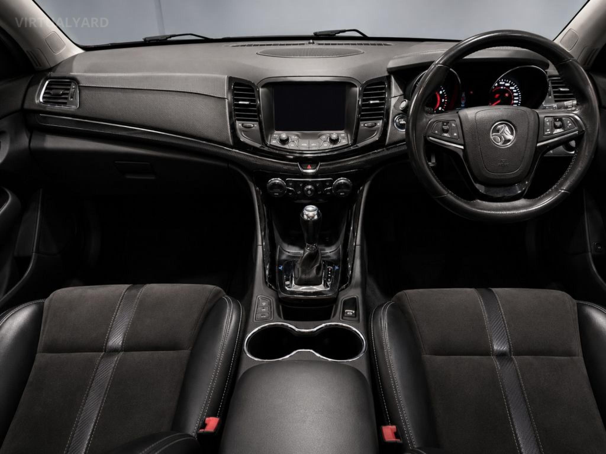 HOLDEN COMMODORE