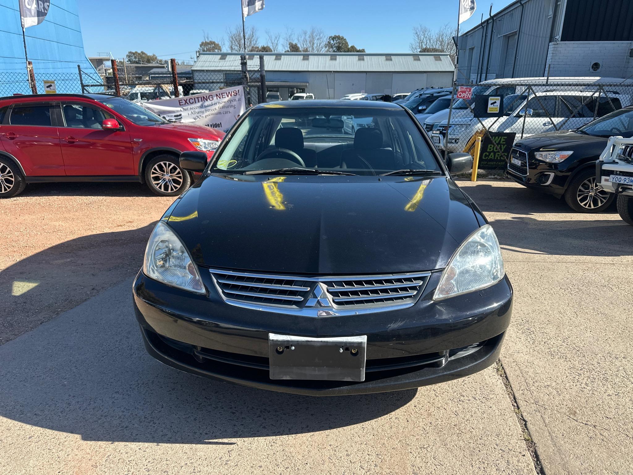 MITSUBISHI LANCER
