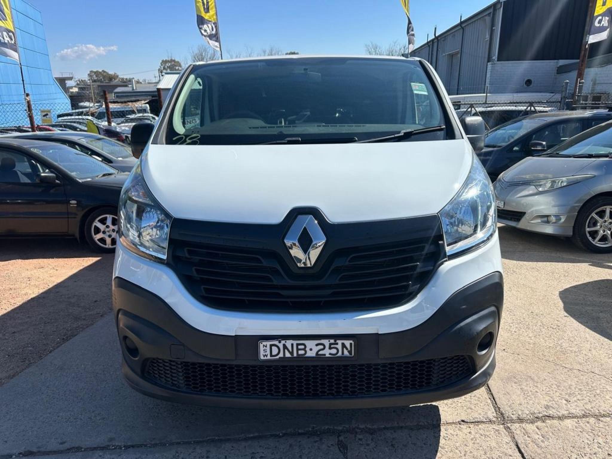 RENAULT TRAFIC