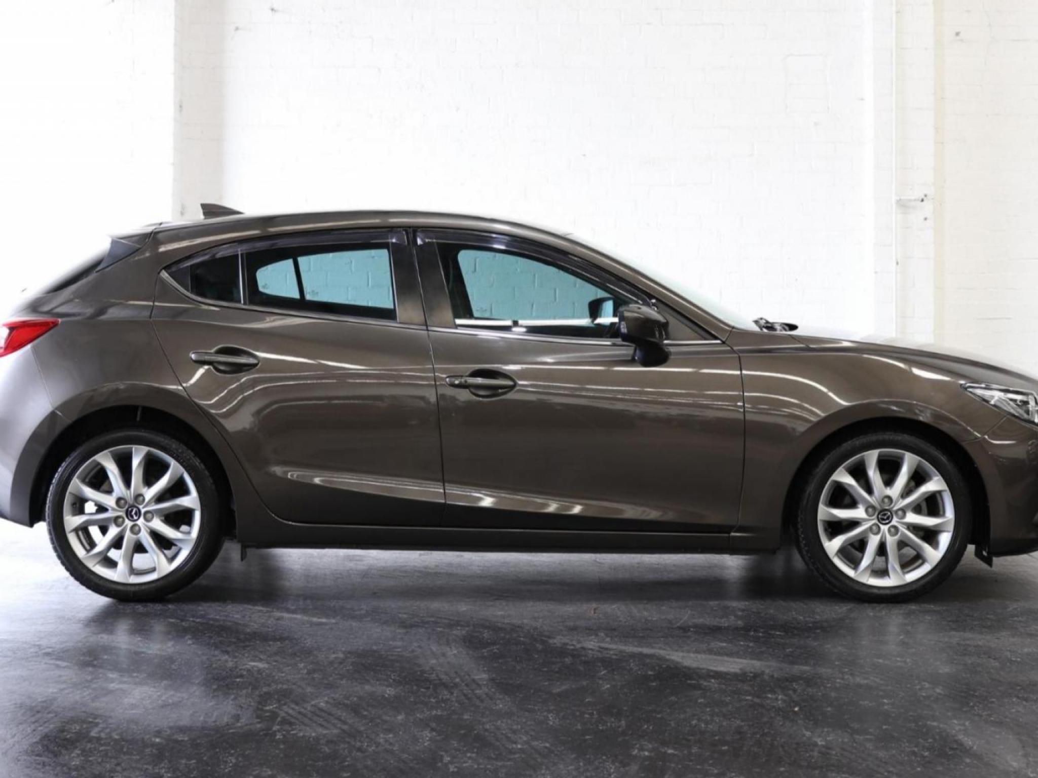Mazda 3