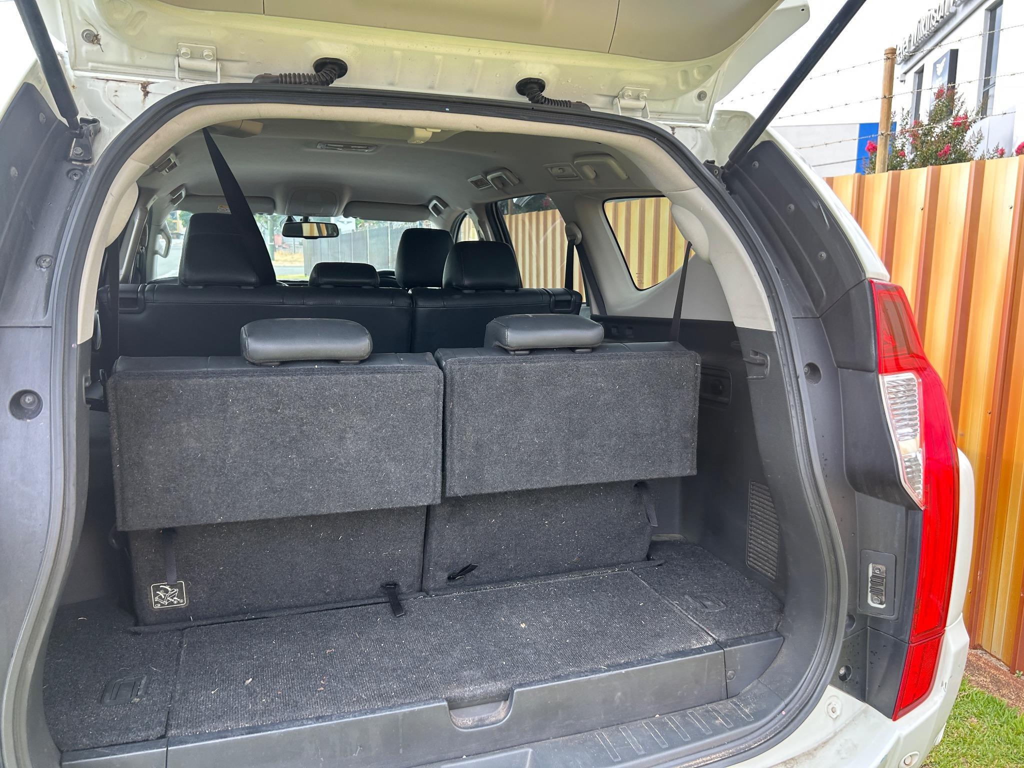 MITSUBISHI PAJERO SPORT