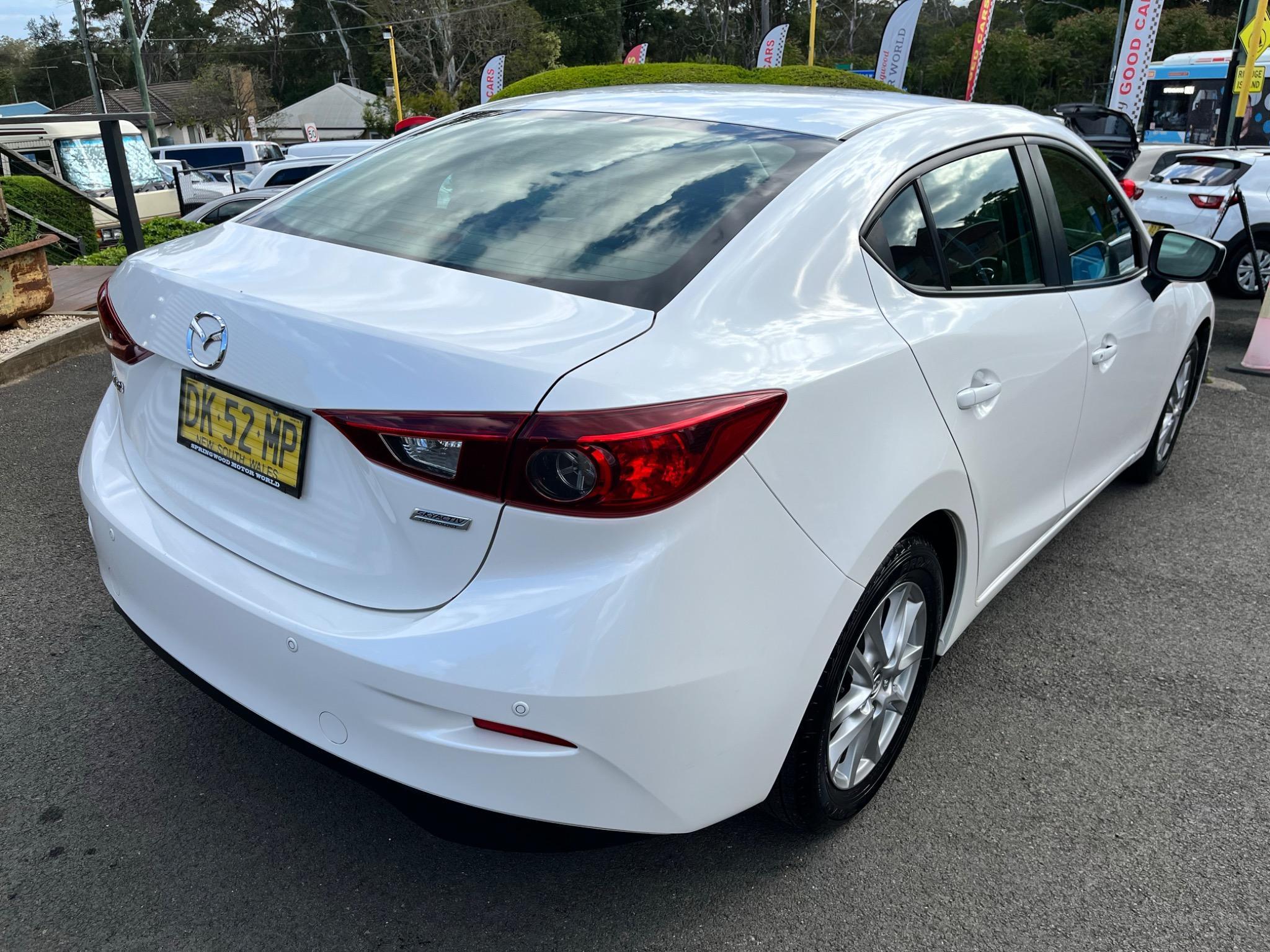 MAZDA MAZDA3