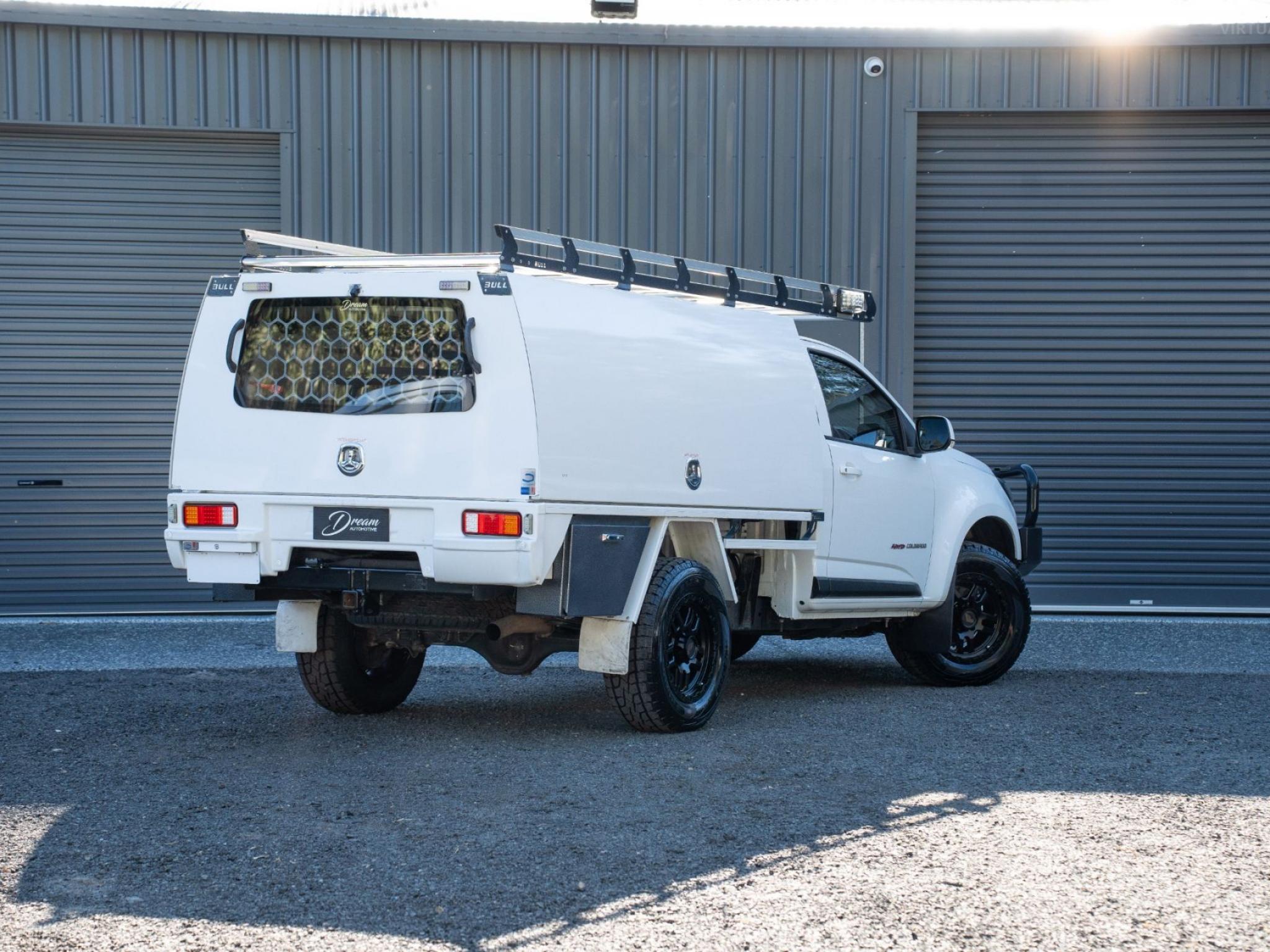 HOLDEN COLORADO