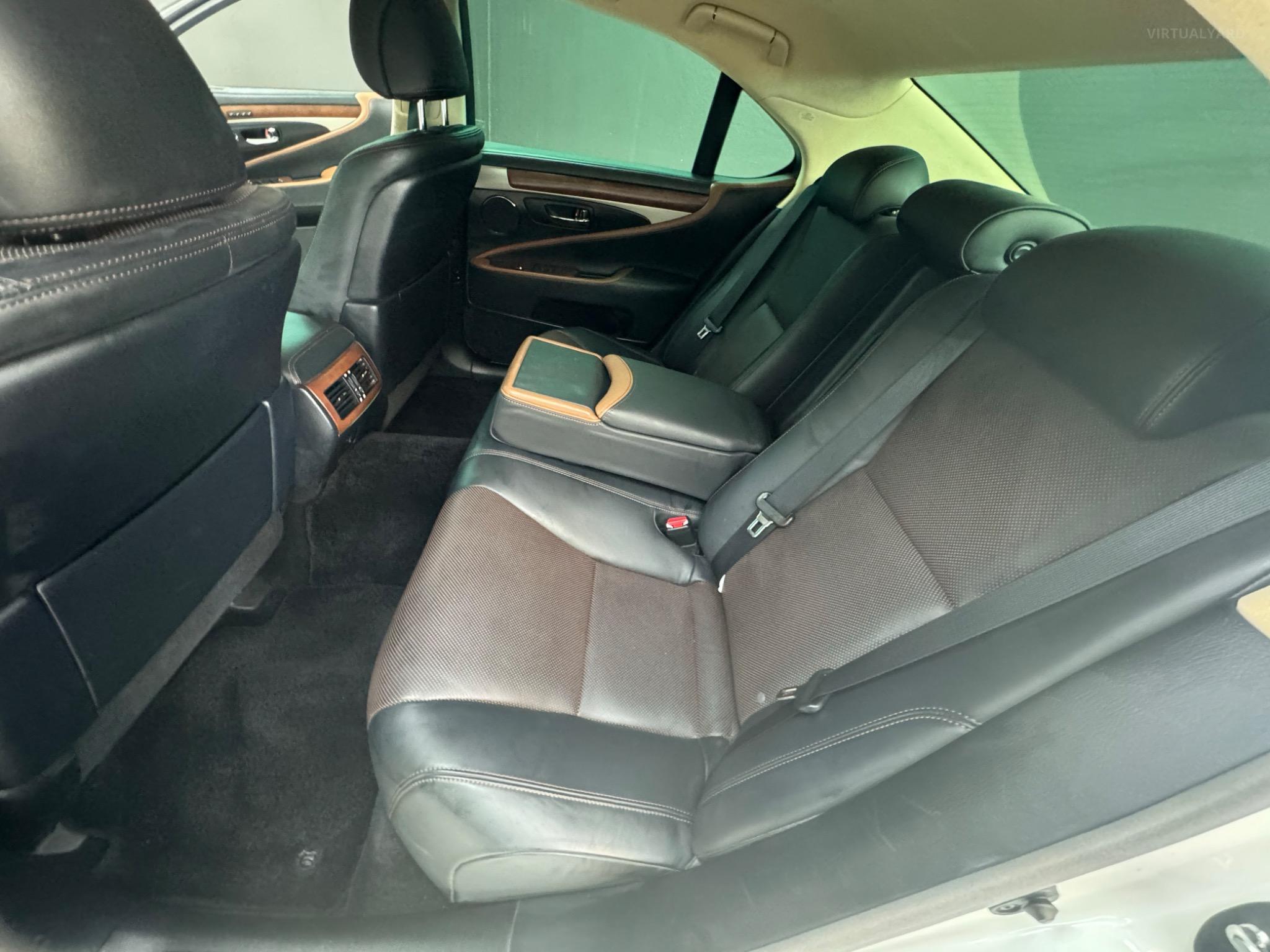 LEXUS LS460