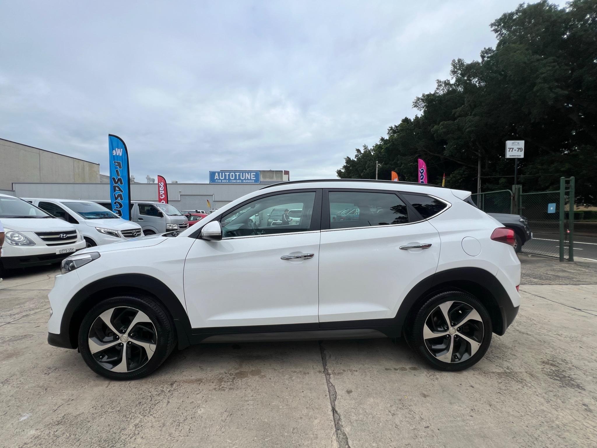 HYUNDAI TUCSON