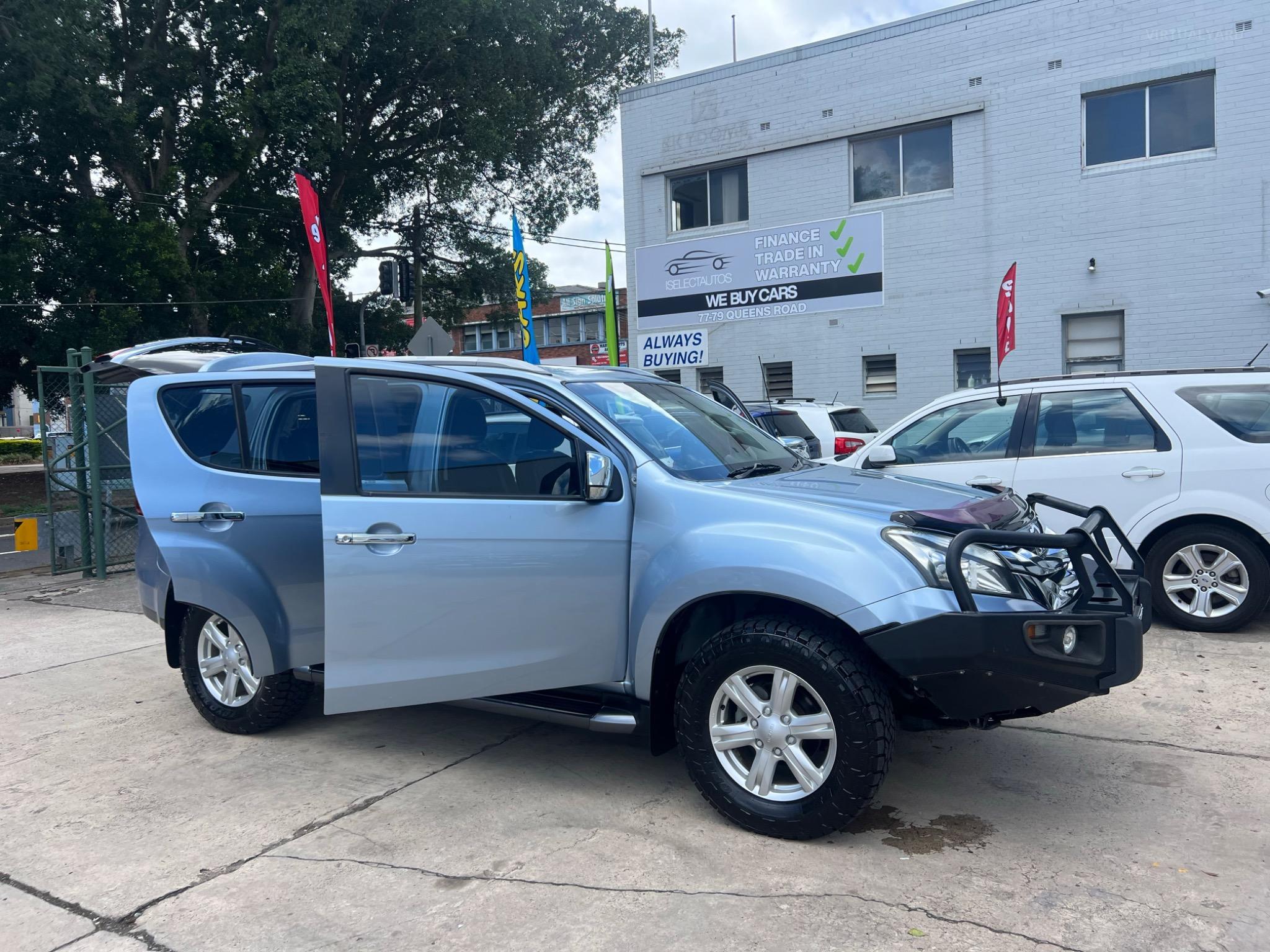 ISUZU MU-X