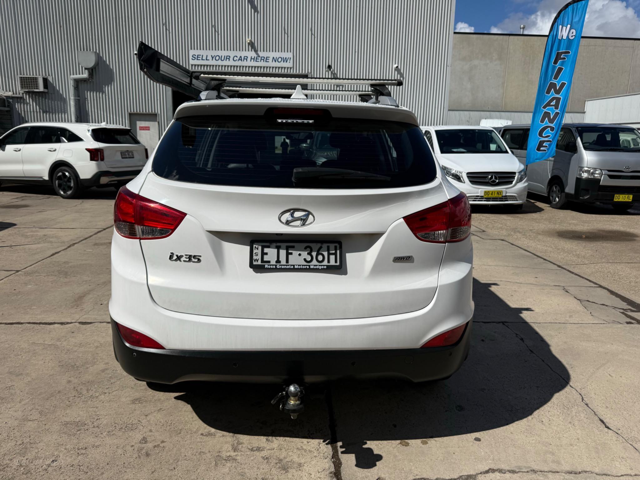 HYUNDAI iX35